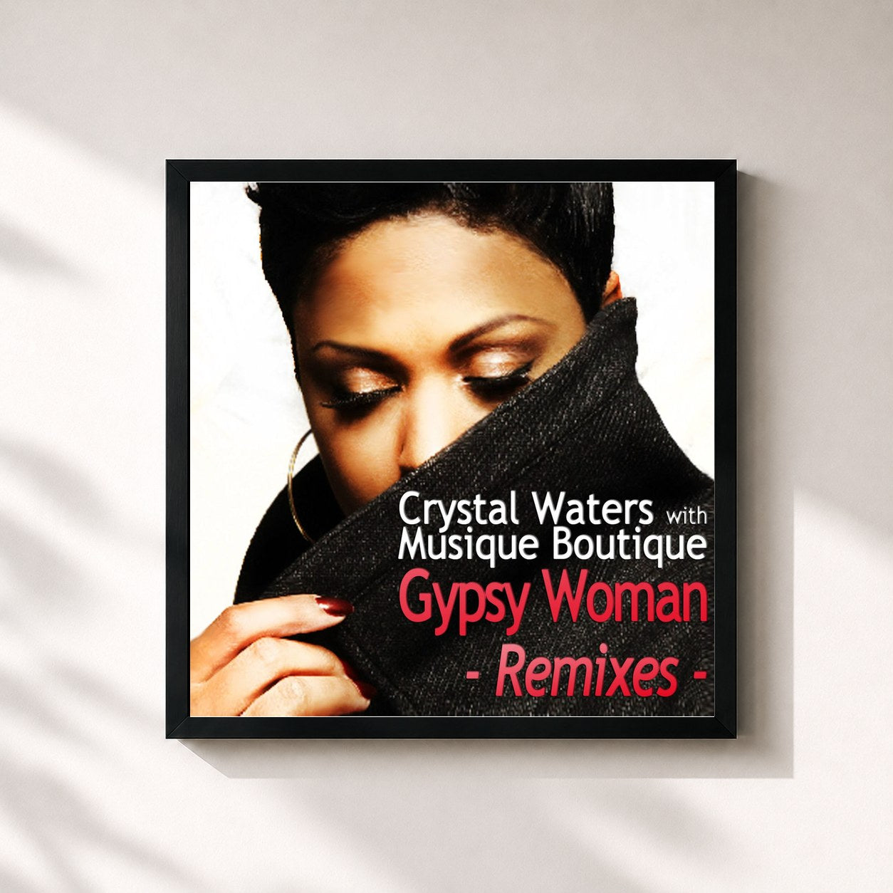 #noir Tableau carré de l'album Gypsy Woman - Remixes de Crystal Waters, cadre noir 32x32 cm