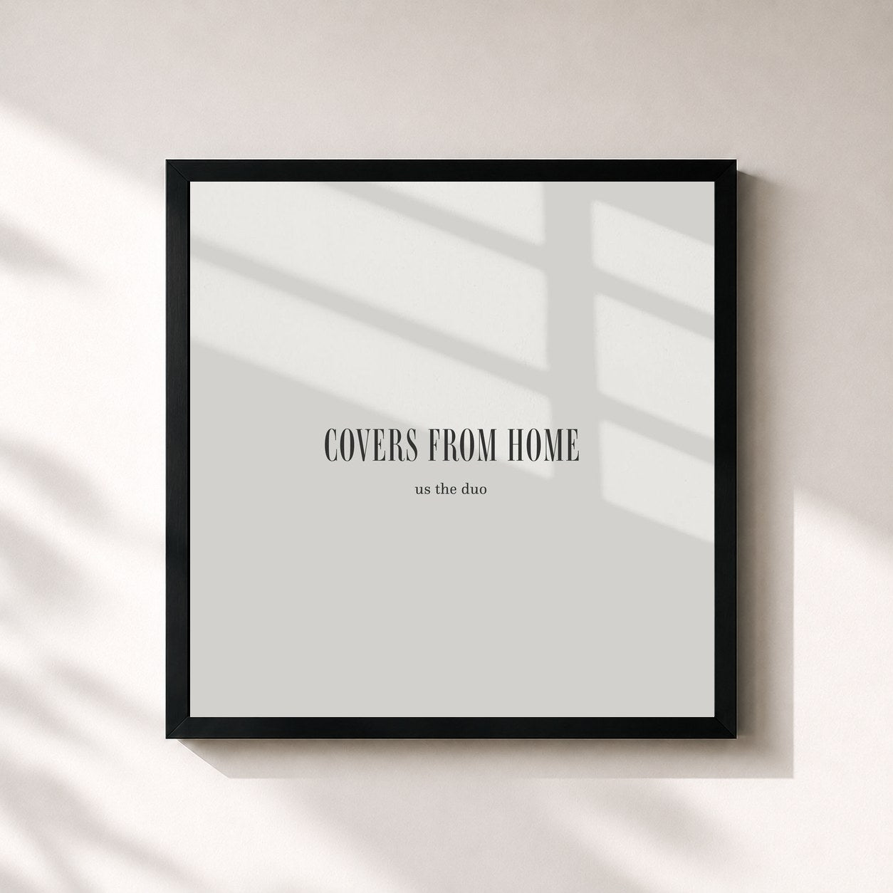 #noir Tableau carré de l'album Covers from Home de Us The Duo, cadre noir 32x32 cm