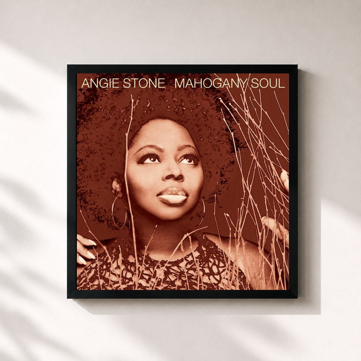 #noir Tableau carré de l'album Mahogany Soul de Angie Stone, cadre noir 32x32 cm
