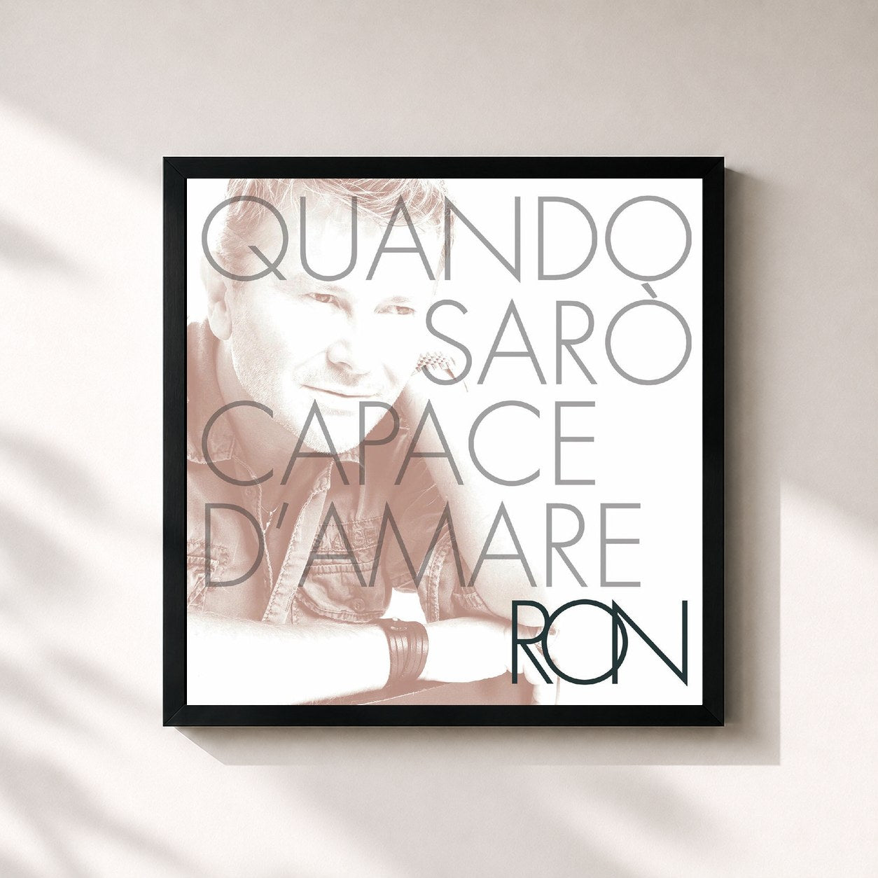 #noir Tableau carré de l'album Quando Sarò Capace D'Amare de Ron, cadre noir 32x32 cm
