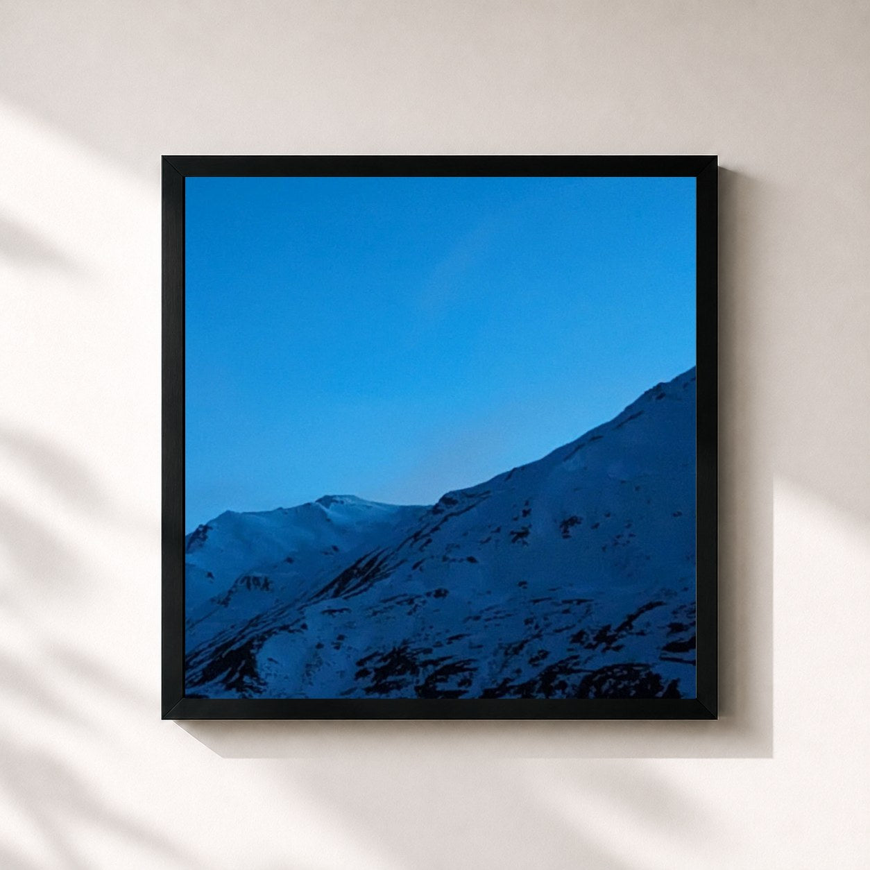 #noir Tableau carré de l'album Gorgeous de TALK, cadre noir 32x32 cm