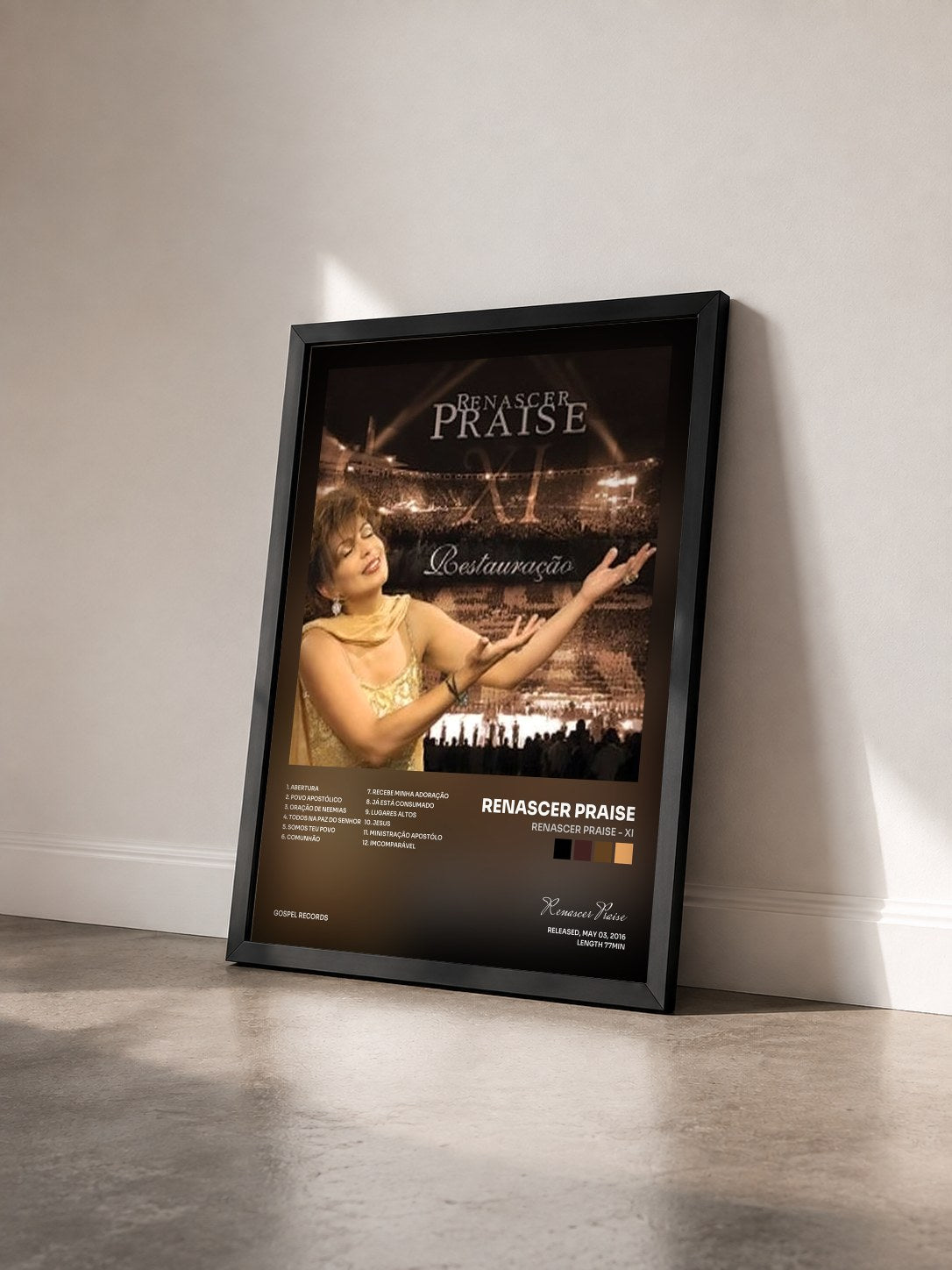 #noir Tableau de l'album Renascer Praise - XI de Renascer Praise vu de trois quarts, cadre noir
