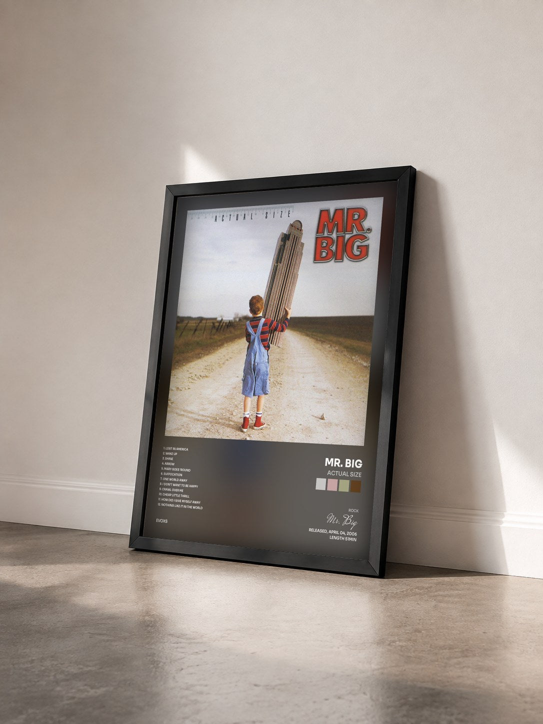 #noir Tableau de l'album Actual Size de Mr. Big vu de trois quarts, cadre noir