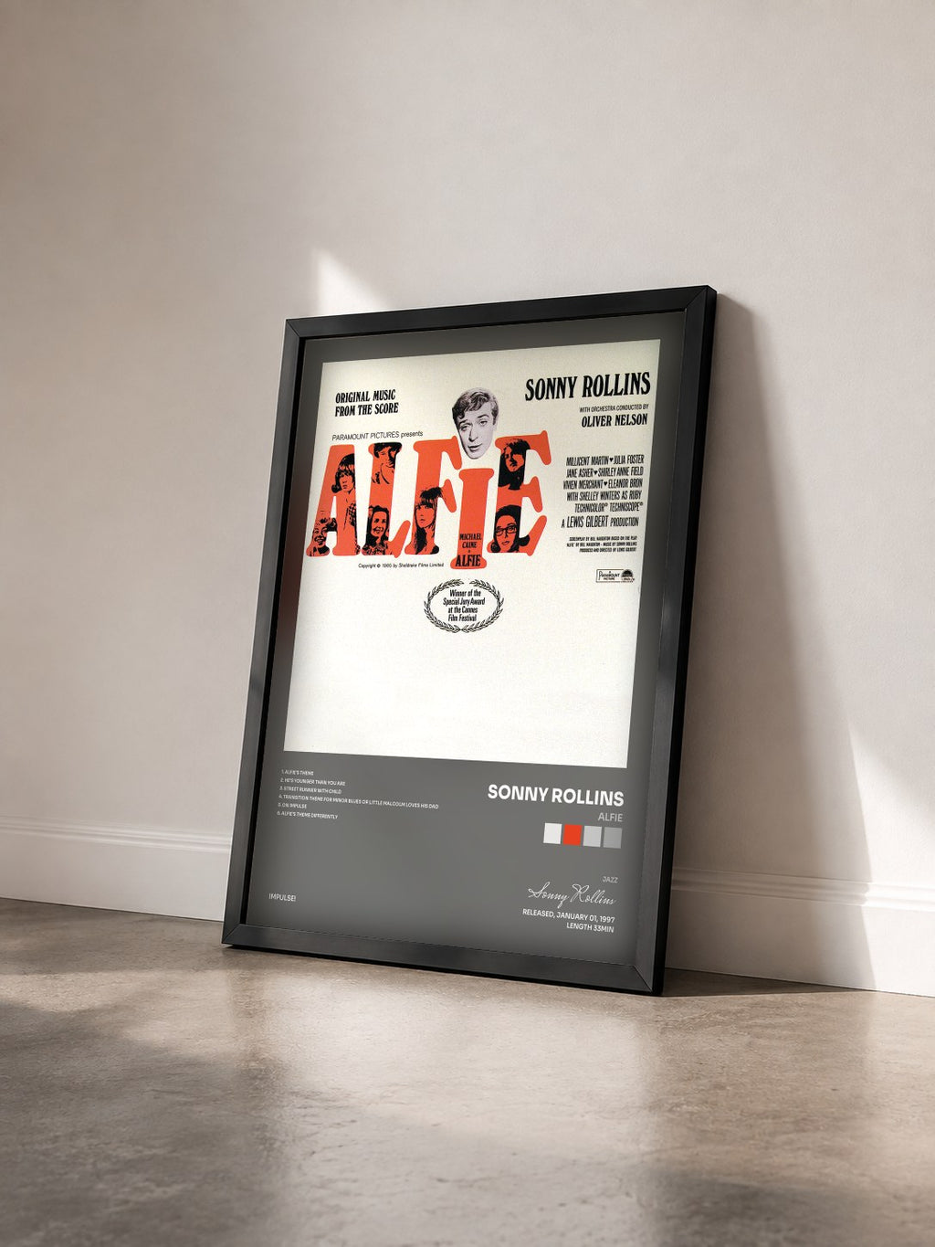 #noir Tableau de l'album Alfie de Sonny Rollins vu de trois quarts, cadre noir