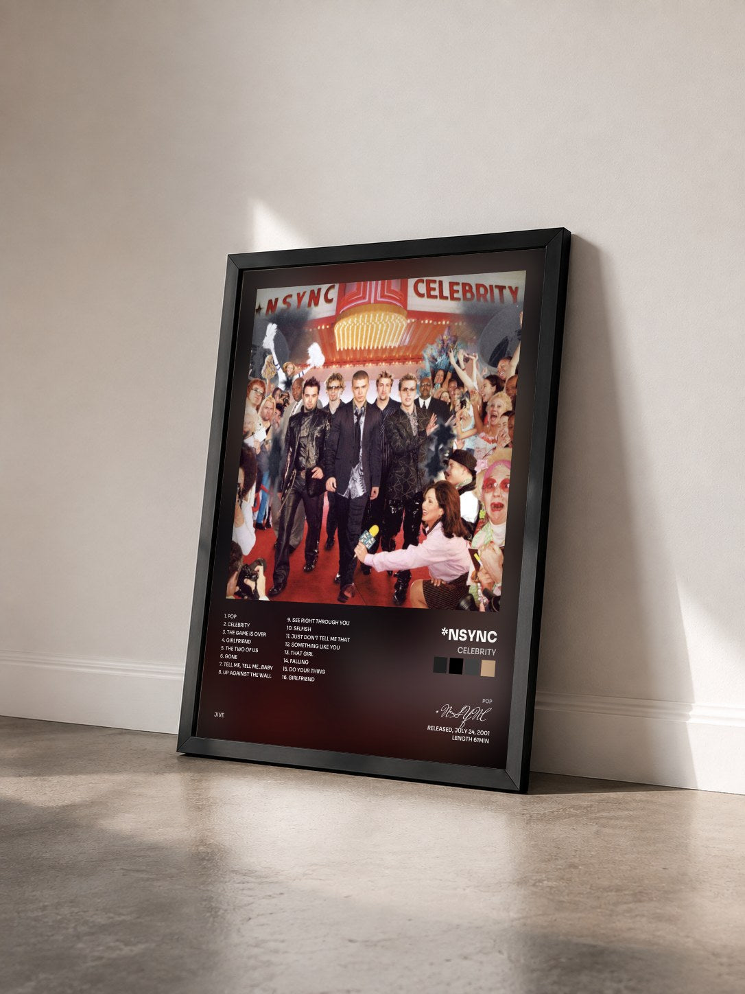 #noir Tableau de l'album Celebrity de *NSYNC vu de trois quarts, cadre noir