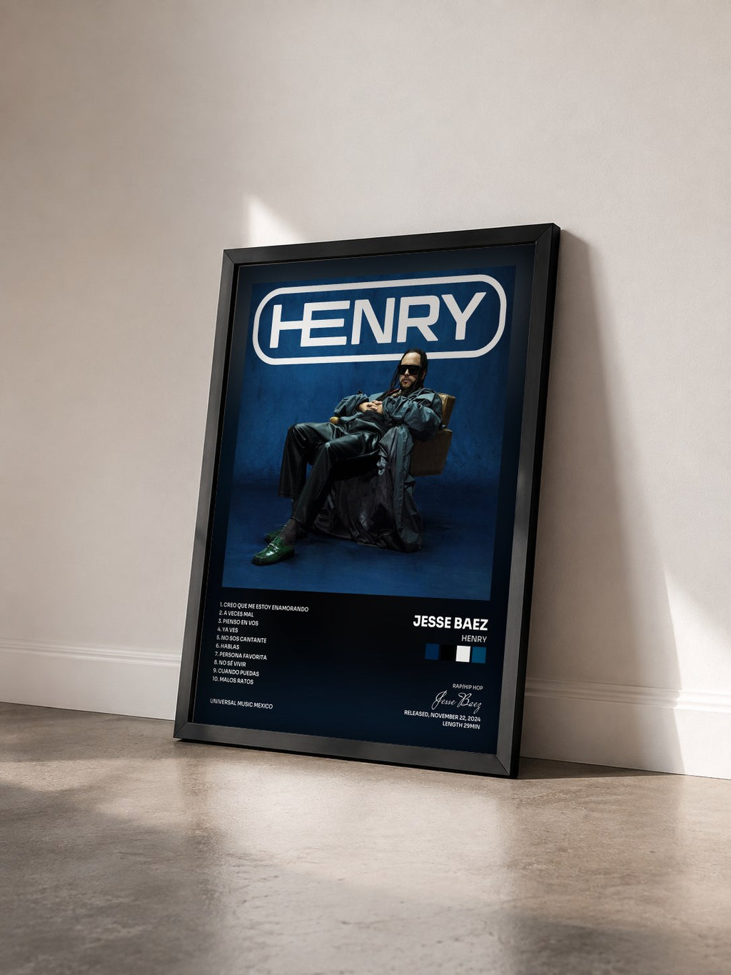 #noir Tableau de l'album HENRY de Jesse Baez vu de trois quarts, cadre noir