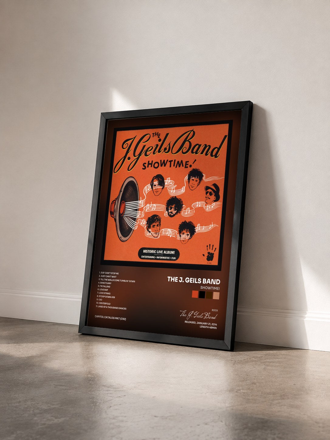 #noir Tableau de l'album Showtime! de The J. Geils Band vu de trois quarts, cadre noir