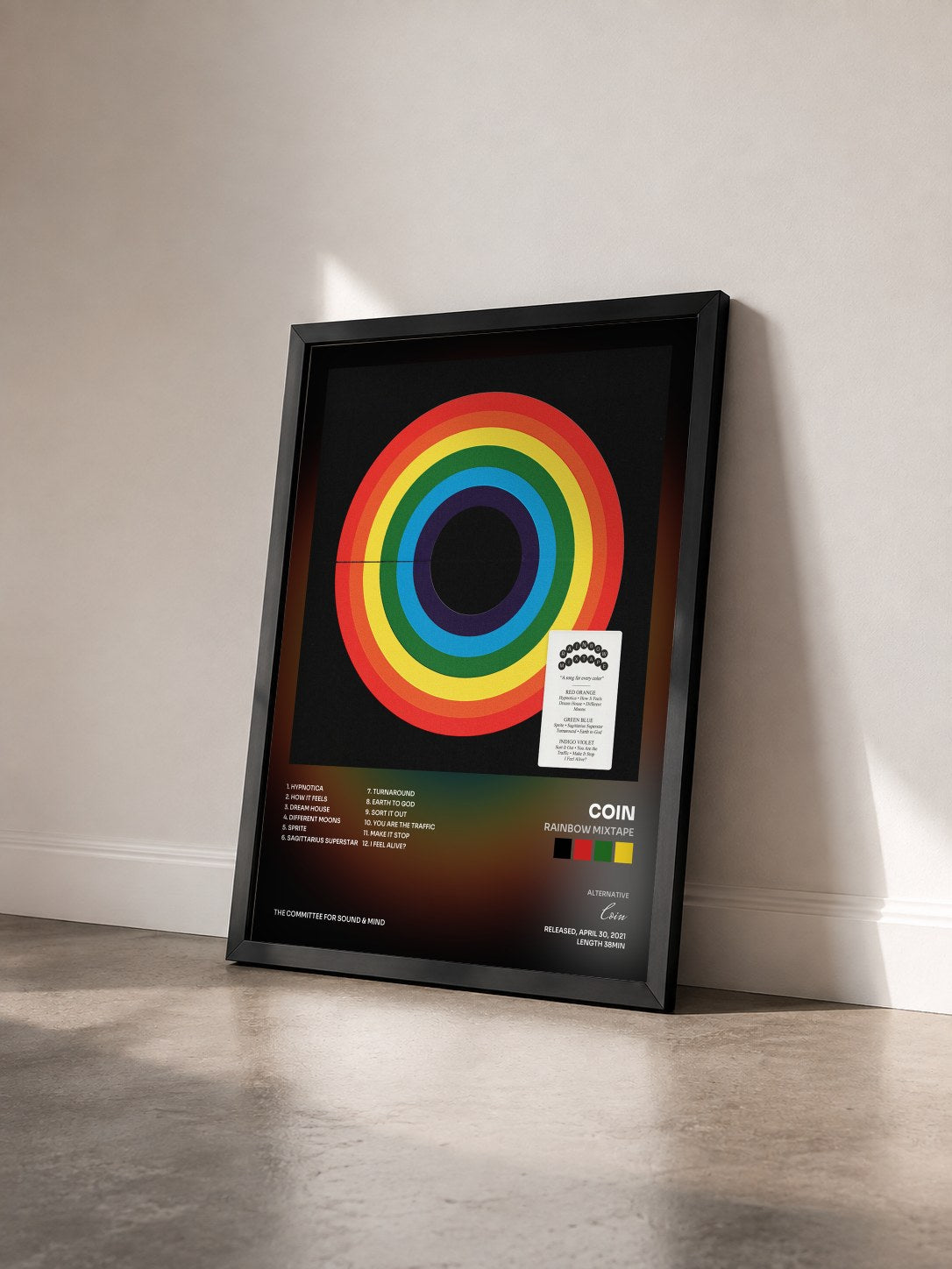 #noir Tableau de l'album Rainbow Mixtape de Coin vu de trois quarts, cadre noir