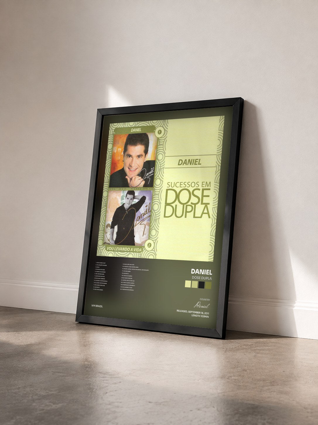 #noir Tableau de l'album Dose dupla de Daniel vu de trois quarts, cadre noir