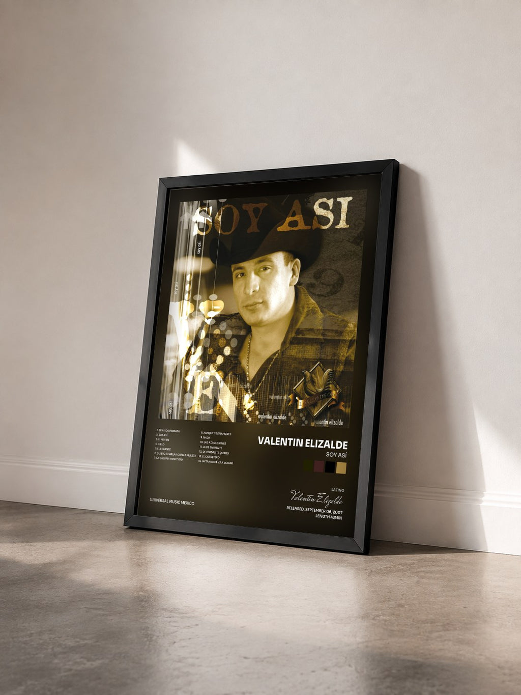 #noir Tableau de l'album Soy Así de Valentin Elizalde vu de trois quarts, cadre noir