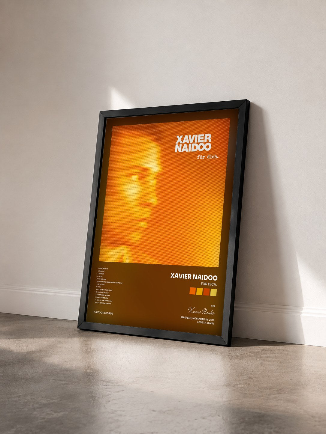 #noir Tableau de l'album Für dich. de Xavier Naidoo vu de trois quarts, cadre noir