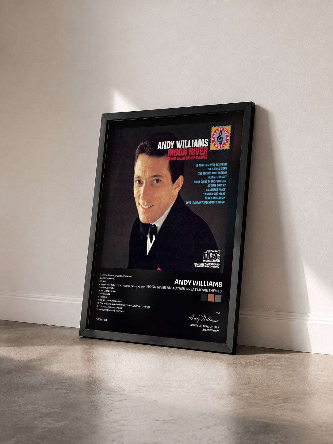 #noir Tableau de l'album Moon River And Other Great Movie Themes de Andy Williams vu de trois quarts, cadre noir