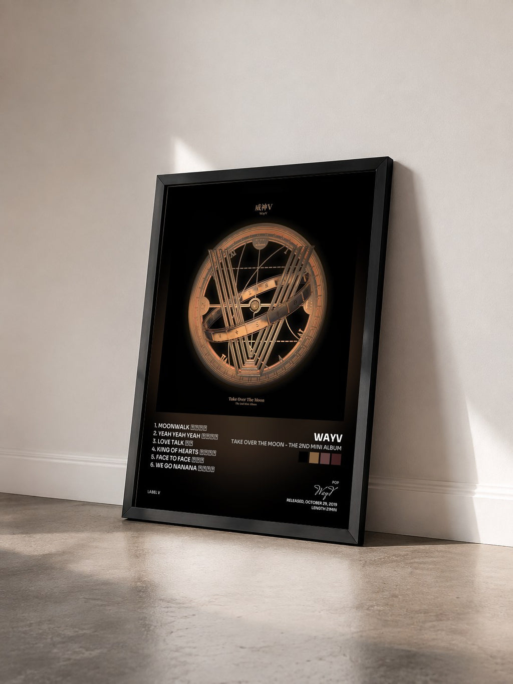 #noir Tableau de l'album Take Over The Moon - The 2nd Mini Album de WayV vu de trois quarts, cadre noir
