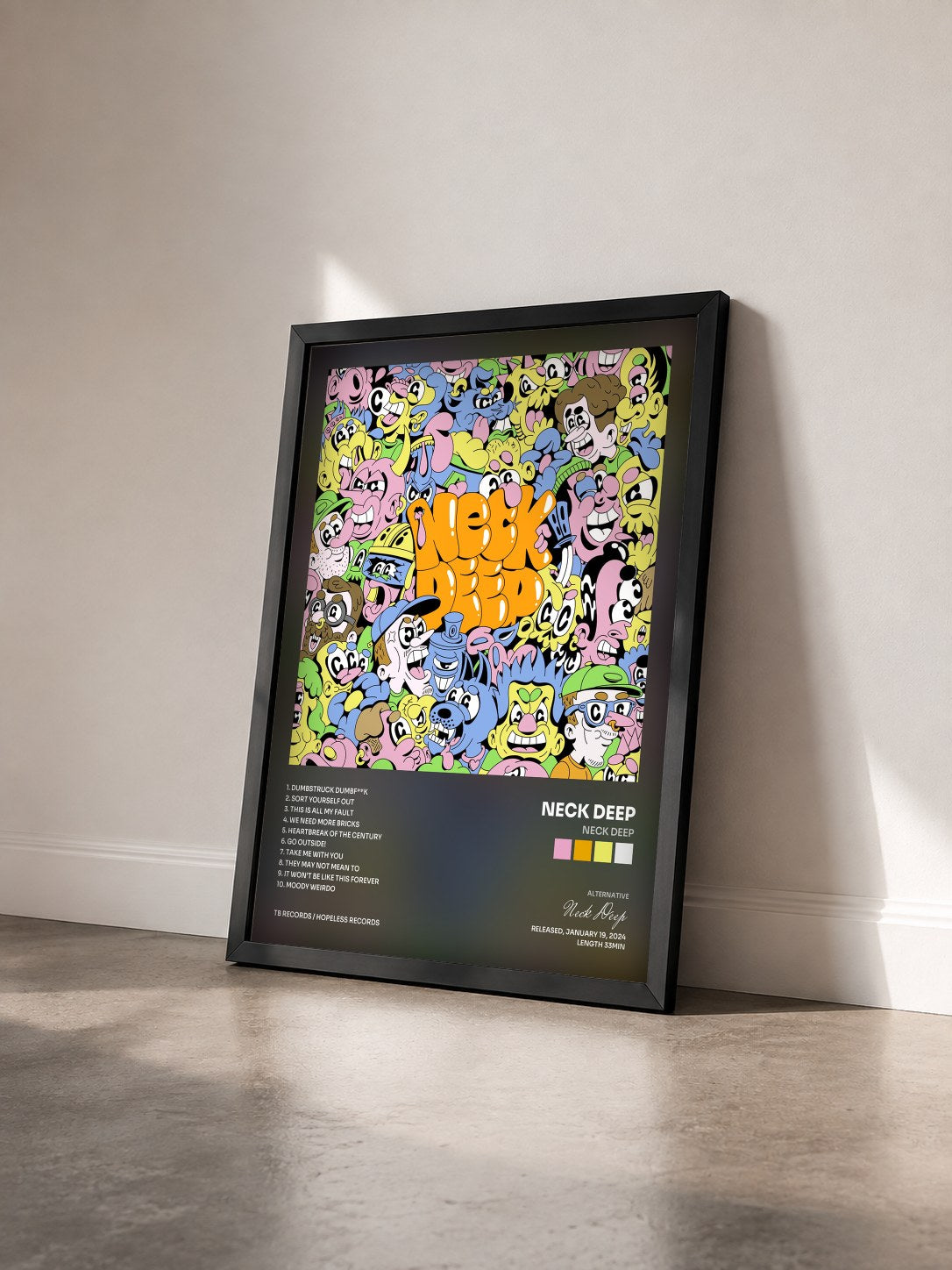 #noir Tableau de l'album Neck Deep de Neck Deep vu de trois quarts, cadre noir