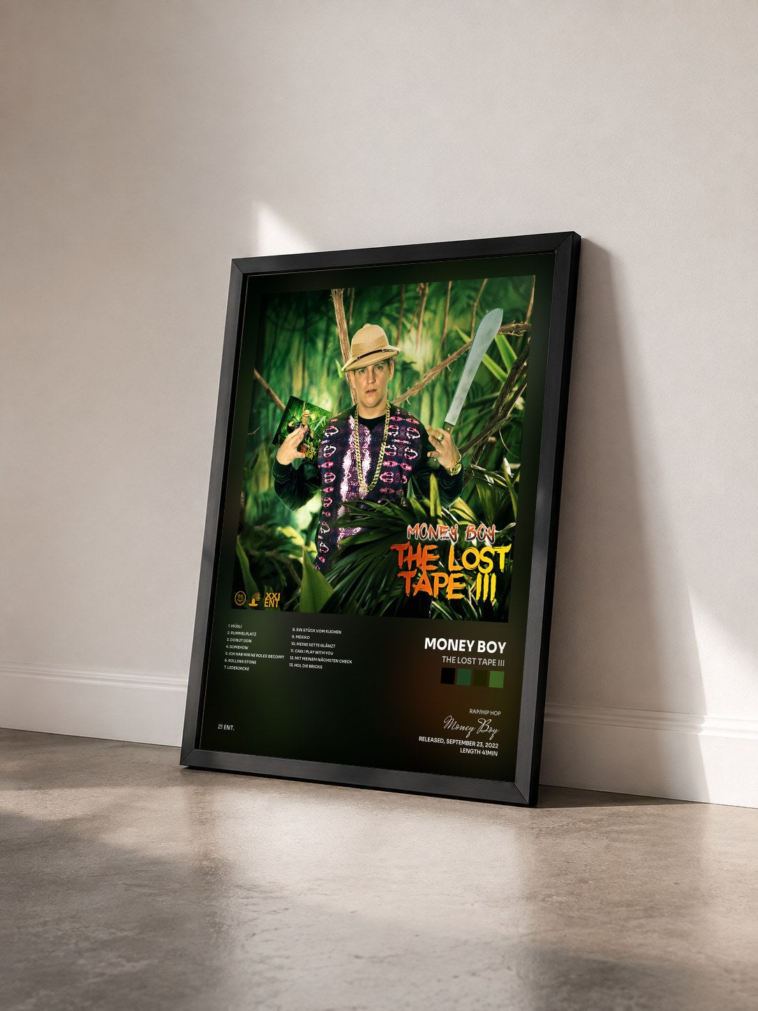 #noir Tableau de l'album The Lost Tape III de Money Boy vu de trois quarts, cadre noir