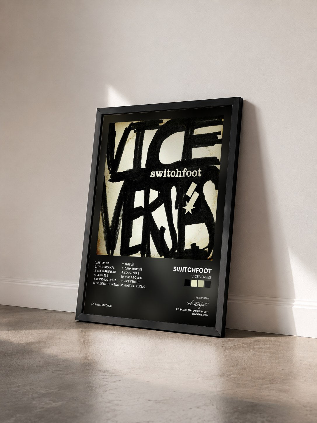 #noir Tableau de l'album Vice Verses de Switchfoot vu de trois quarts, cadre noir