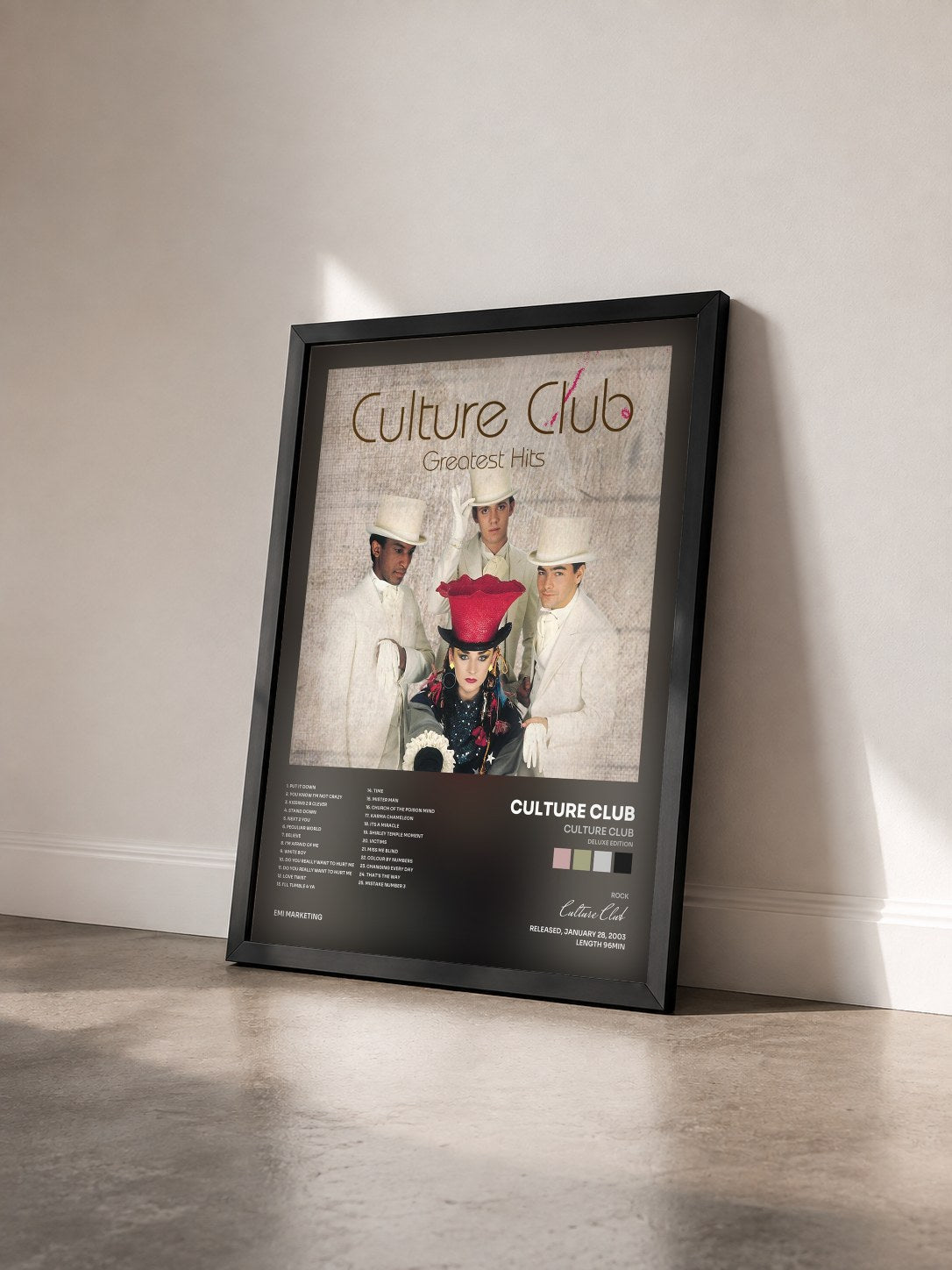 #noir Tableau de l'album Culture Club (Deluxe Edition) de Culture Club vu de trois quarts, cadre noir