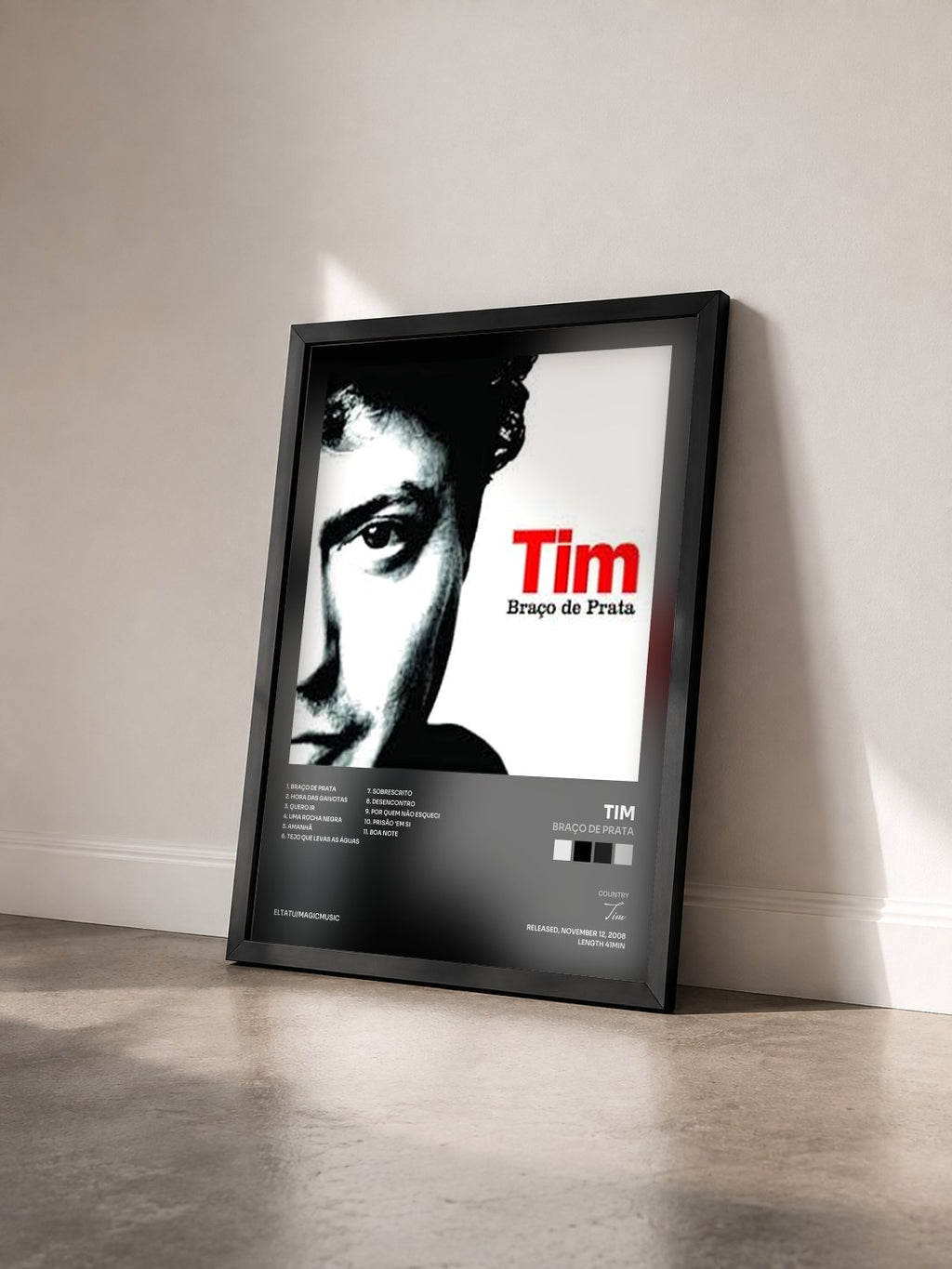 #noir Tableau de l'album Braço De Prata de Tim vu de trois quarts, cadre noir