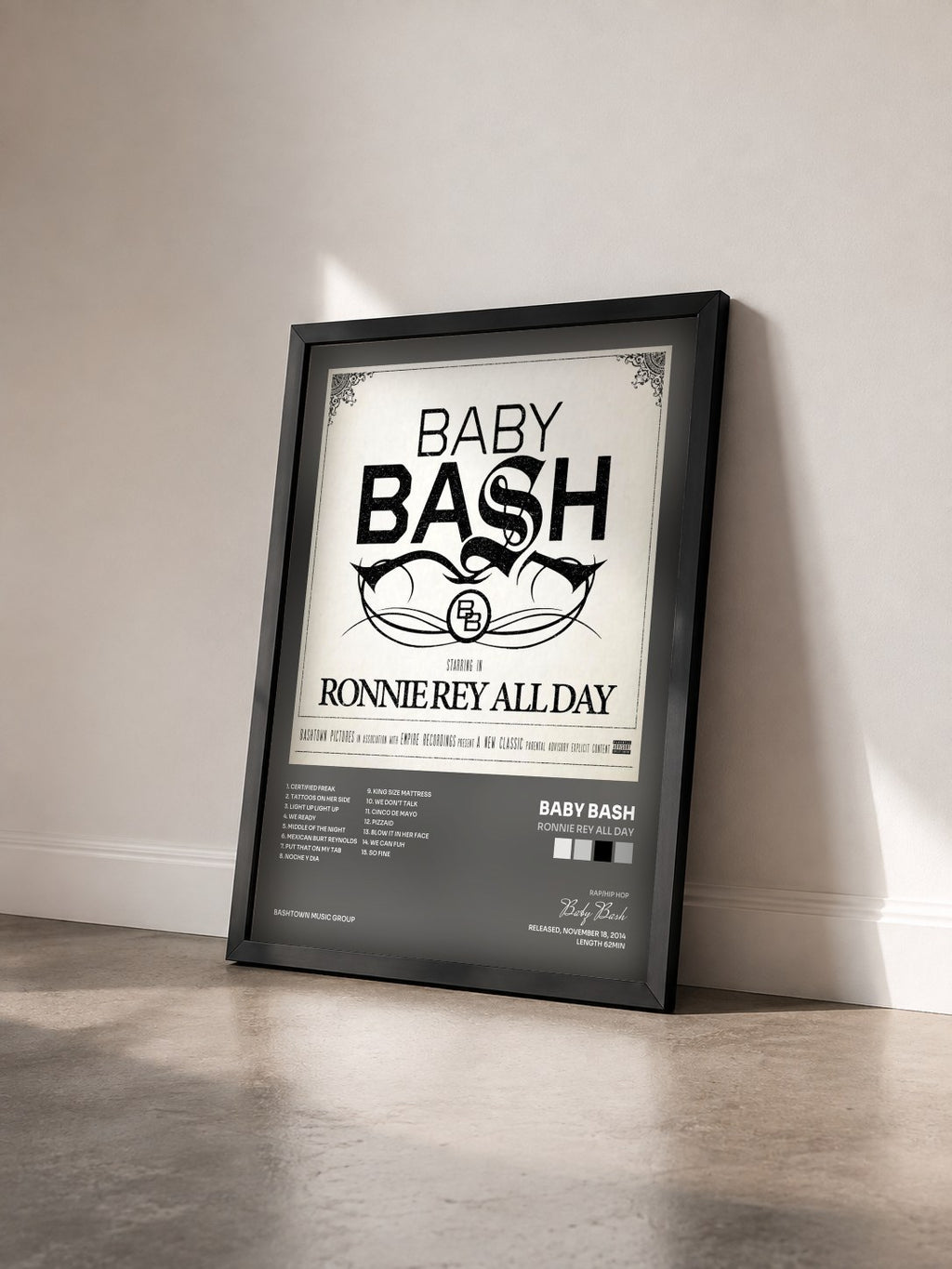 #noir Tableau de l'album Ronnie Rey All Day de Baby Bash vu de trois quarts, cadre noir