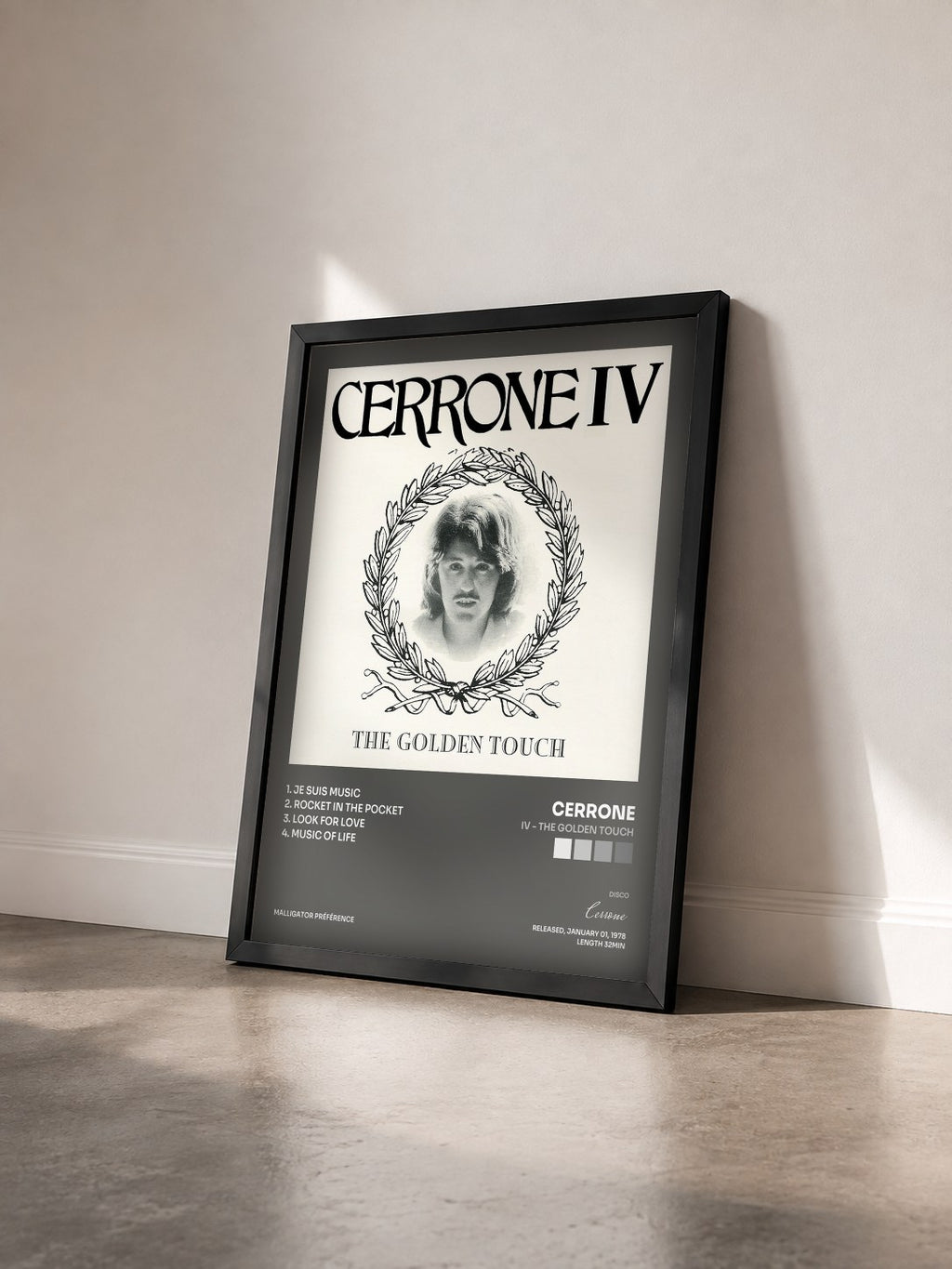 #noir Tableau de l'album IV - The Golden Touch de Cerrone vu de trois quarts, cadre noir