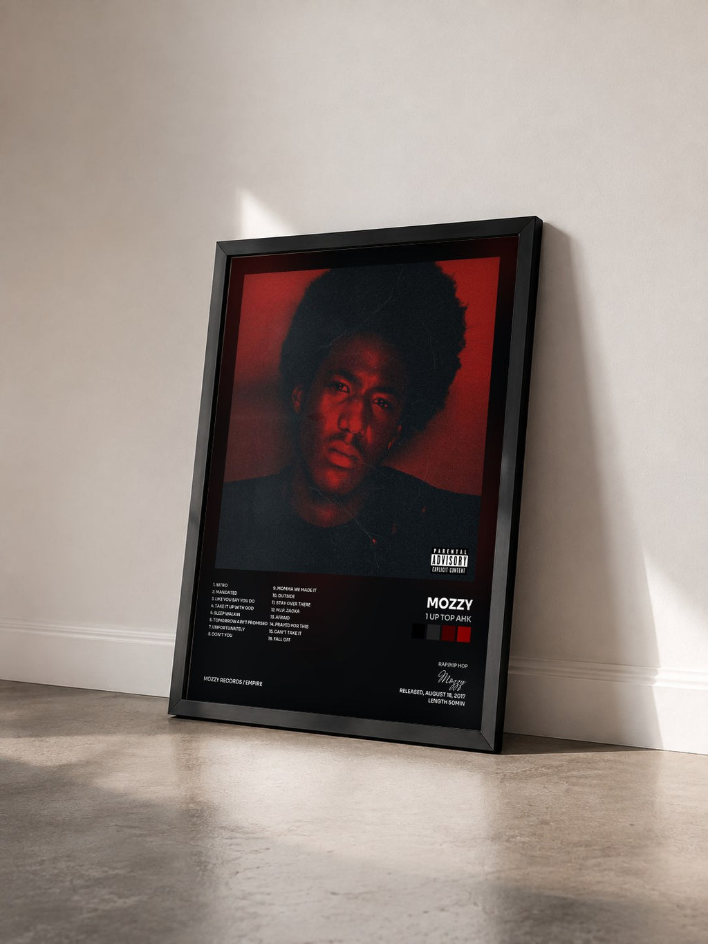 #noir Tableau de l'album 1 Up Top Ahk de Mozzy vu de trois quarts, cadre noir