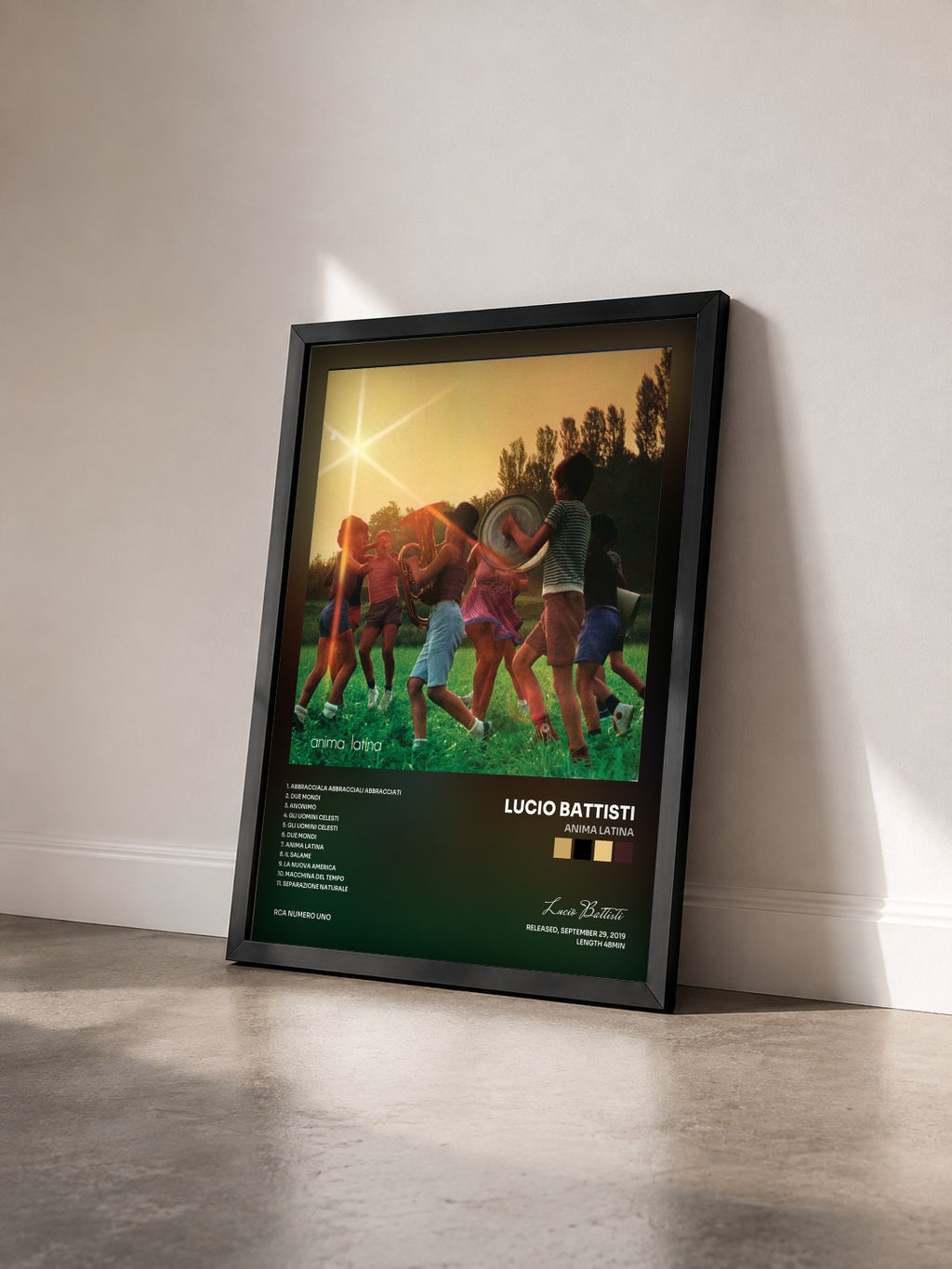 #noir Tableau de l'album Anima latina de Lucio Battisti vu de trois quarts, cadre noir