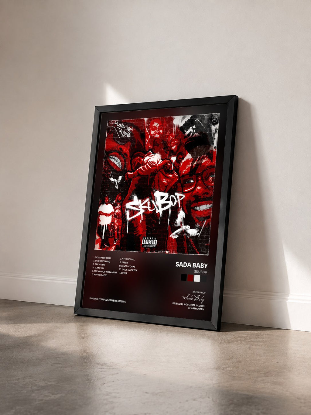 #noir Tableau de l'album SkuBop de Sada Baby vu de trois quarts, cadre noir