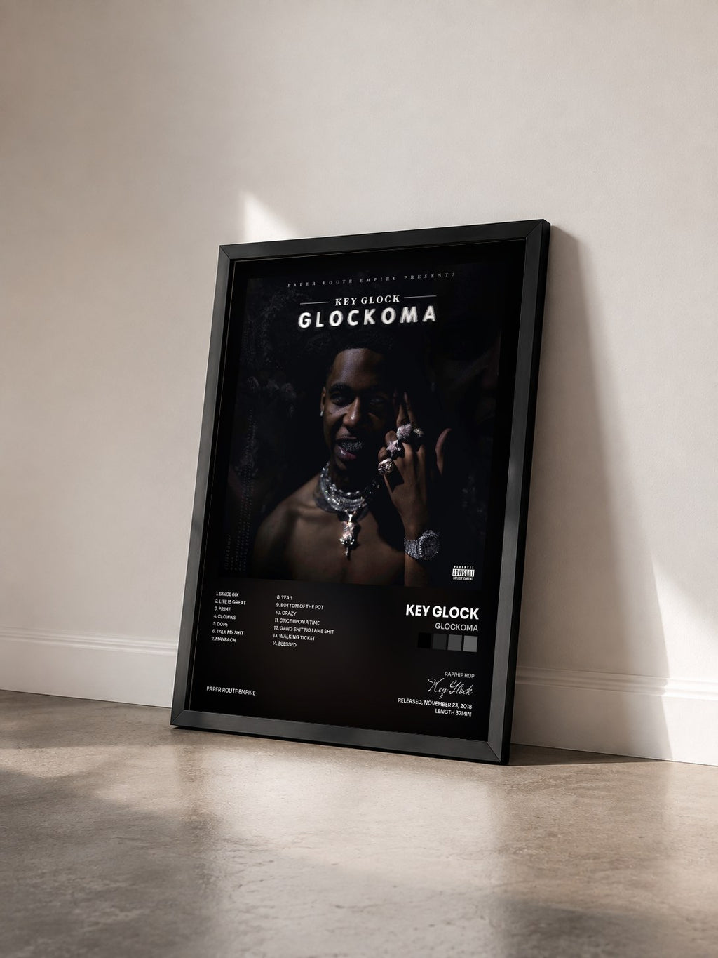 #noir Tableau de l'album Glockoma de Key Glock vu de trois quarts, cadre noir
