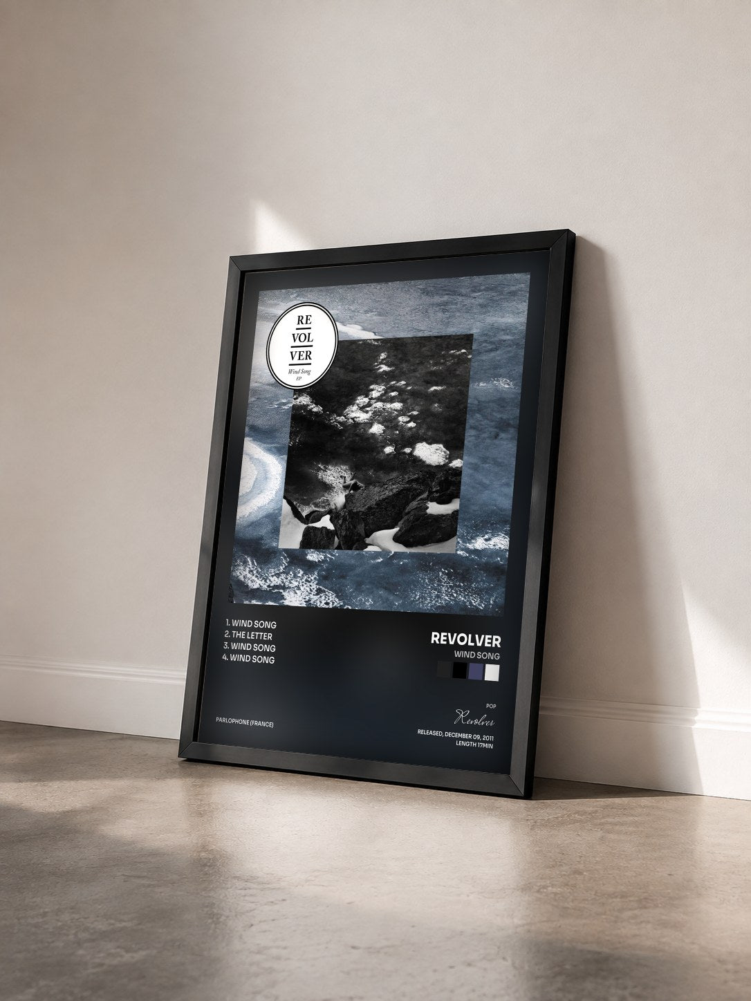 #noir Tableau de l'album Wind Song de Revolver vu de trois quarts, cadre noir