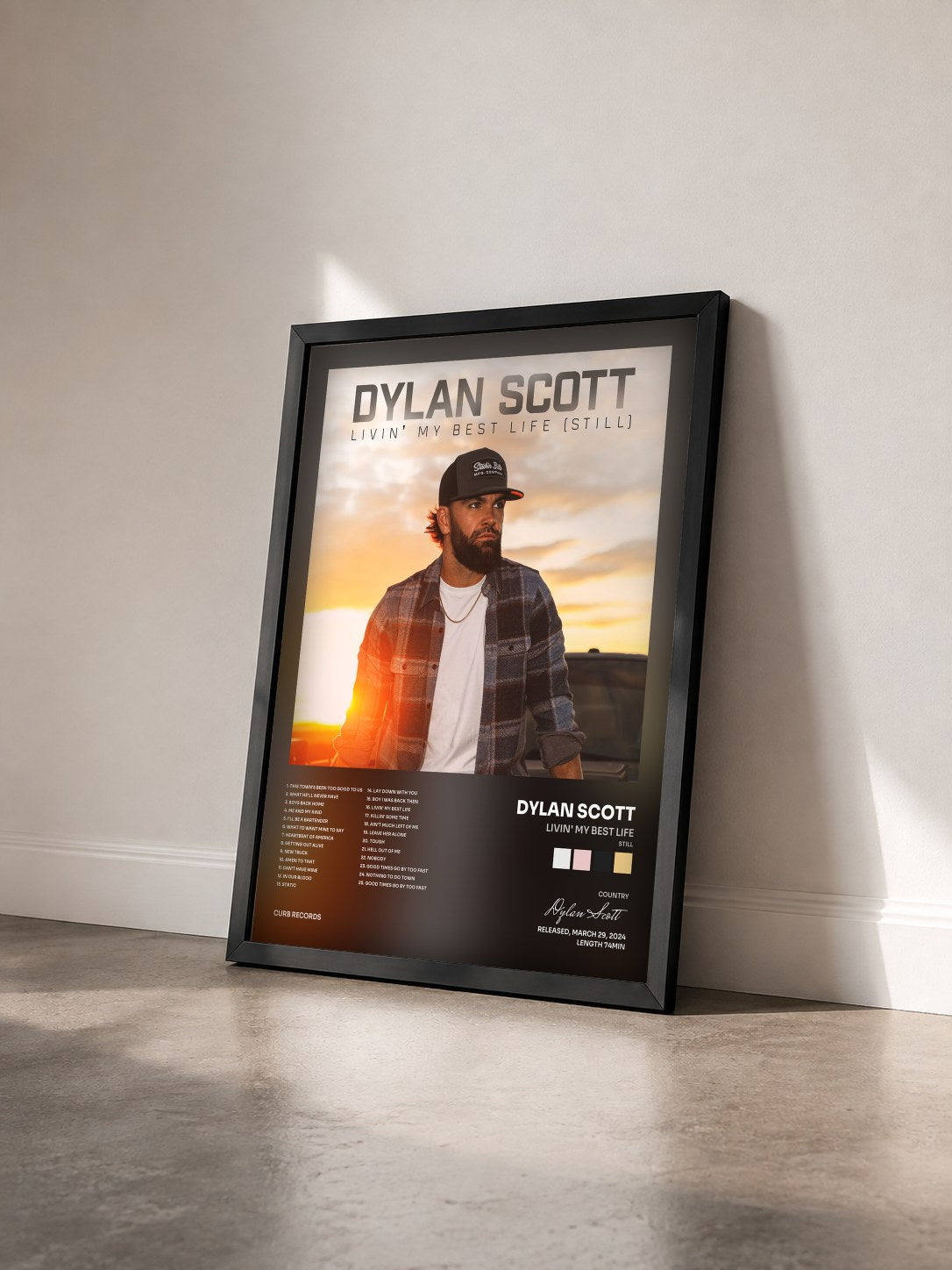 #noir Tableau de l'album Livin' My Best Life (Still) de Dylan Scott vu de trois quarts, cadre noir