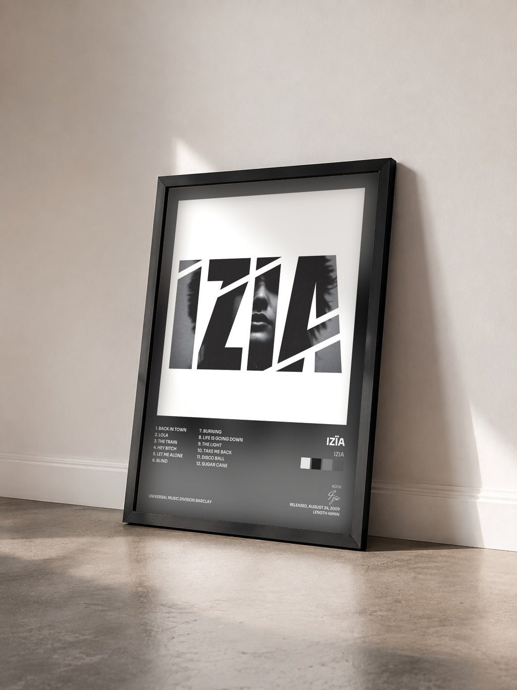 #noir Tableau de l'album Izia de Izïa vu de trois quarts, cadre noir