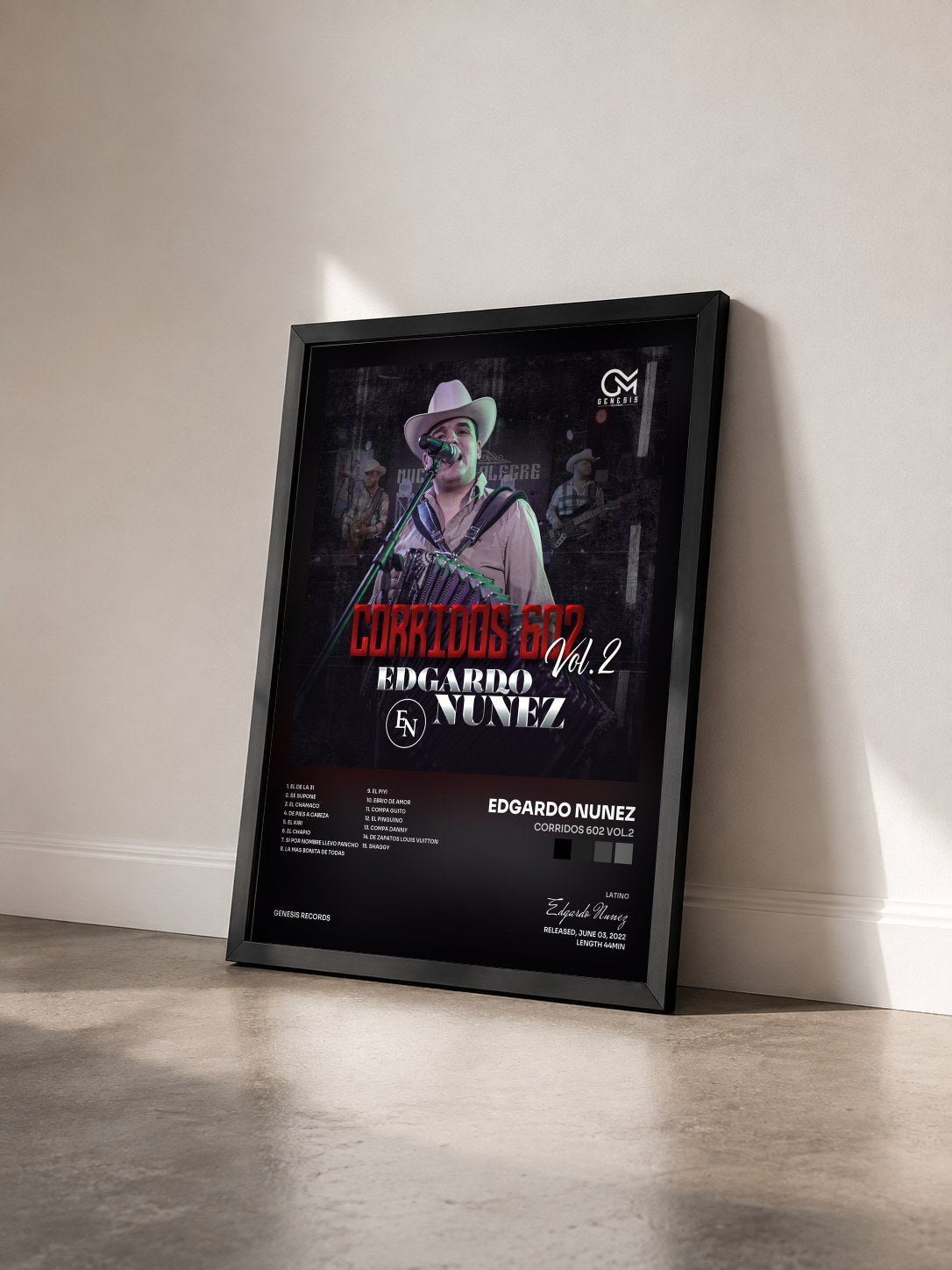 #noir Tableau de l'album Corridos 602 Vol.2 de Edgardo Nunez vu de trois quarts, cadre noir