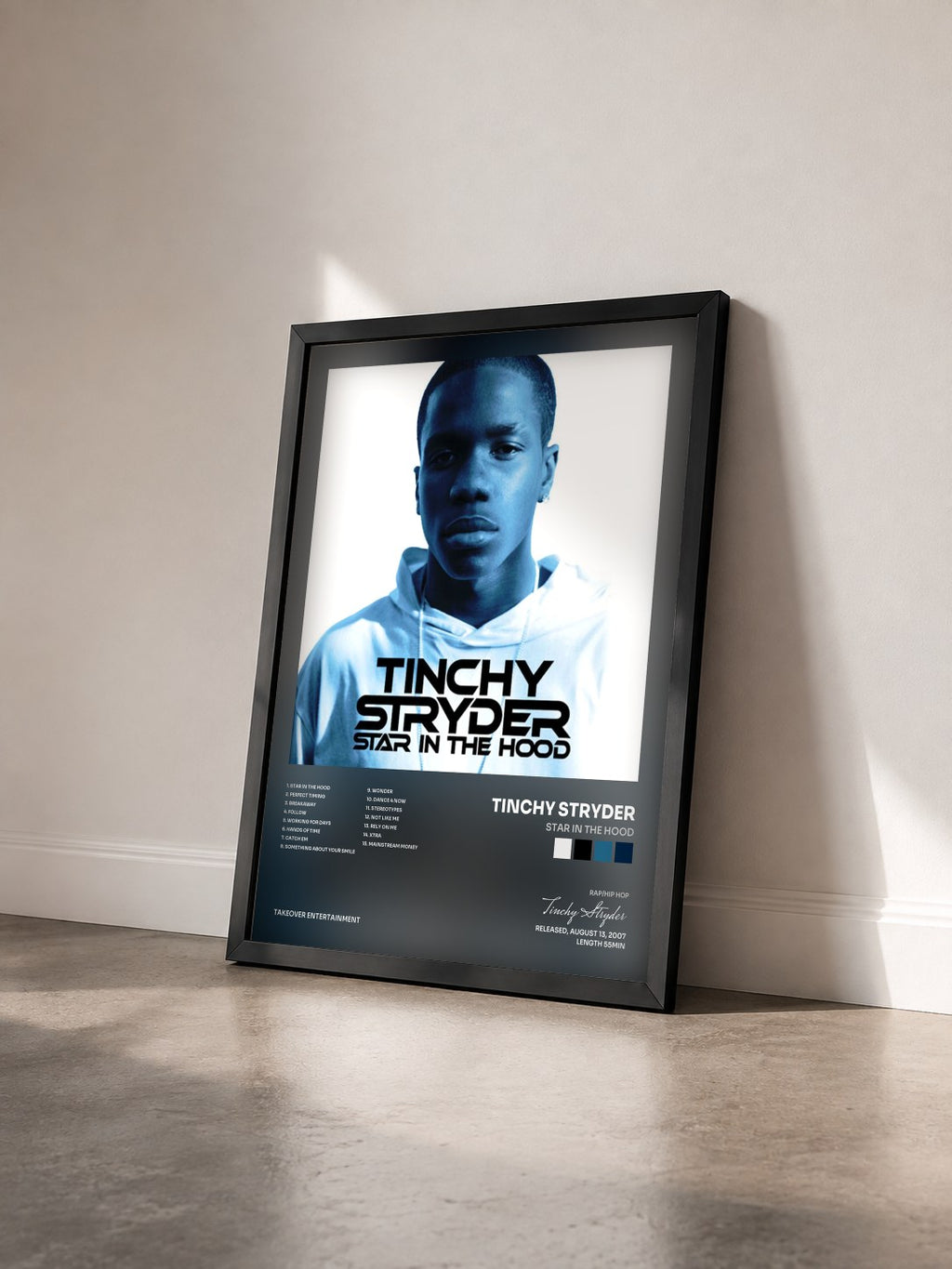 #noir Tableau de l'album Star in the Hood de Tinchy Stryder vu de trois quarts, cadre noir