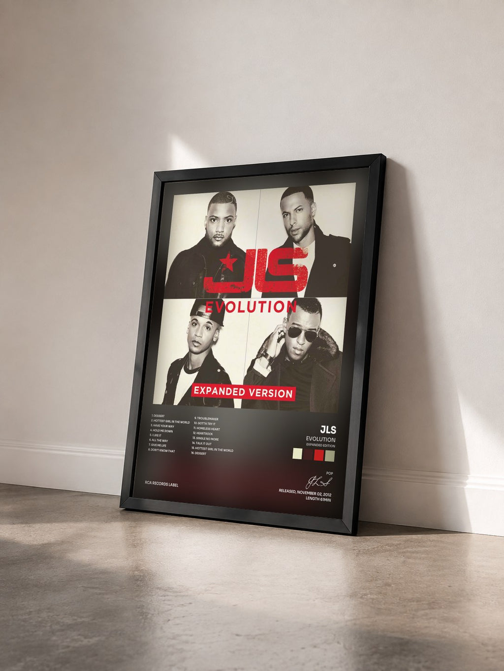 #noir Tableau de l'album Evolution (Expanded Edition) de JLS vu de trois quarts, cadre noir
