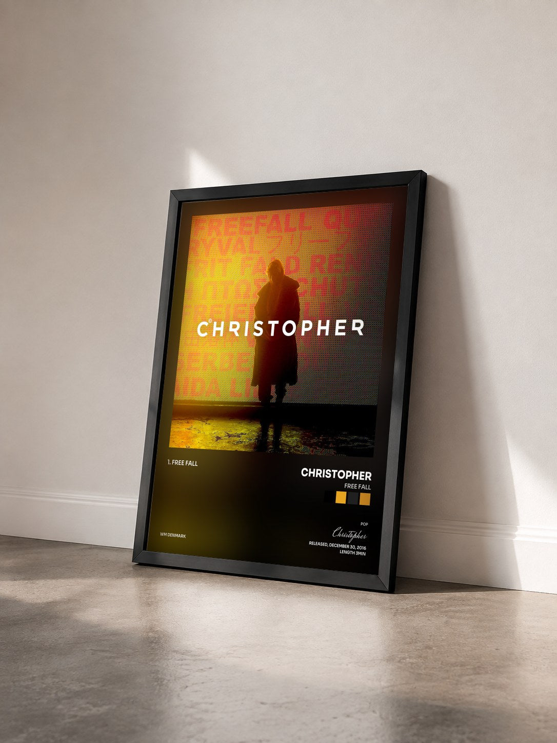 #noir Tableau de l'album Free Fall de Christopher vu de trois quarts, cadre noir