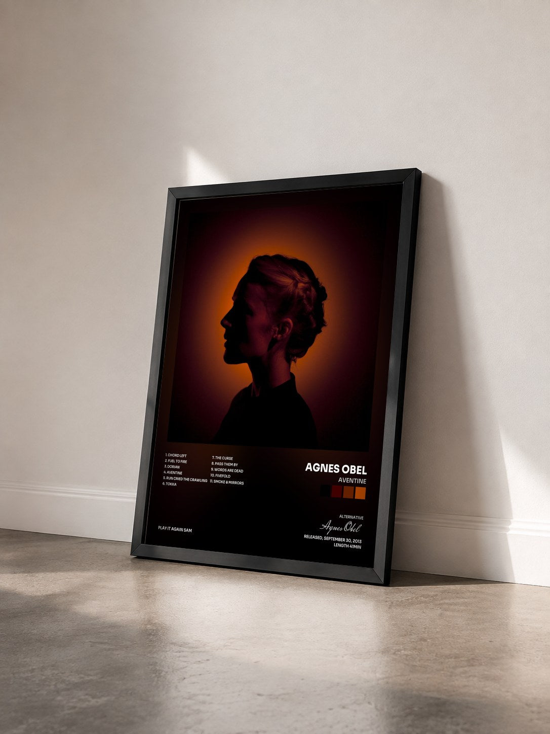 #noir Tableau de l'album Aventine de Agnes Obel vu de trois quarts, cadre noir