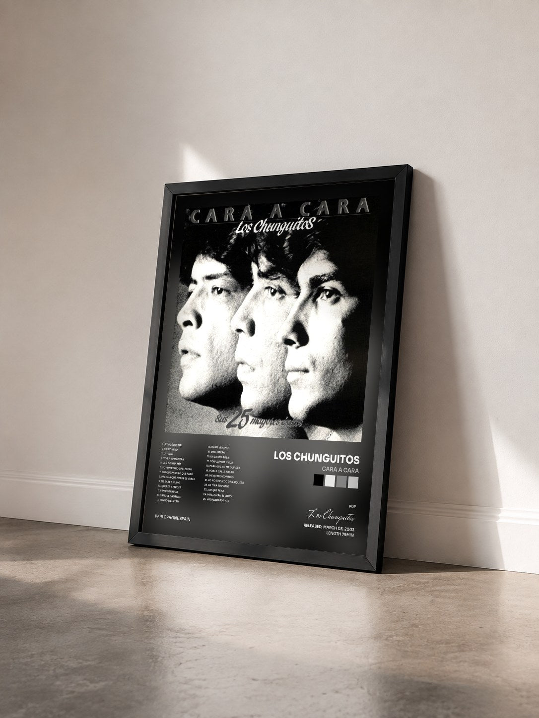 #noir Tableau de l'album Cara A Cara de Los Chunguitos vu de trois quarts, cadre noir