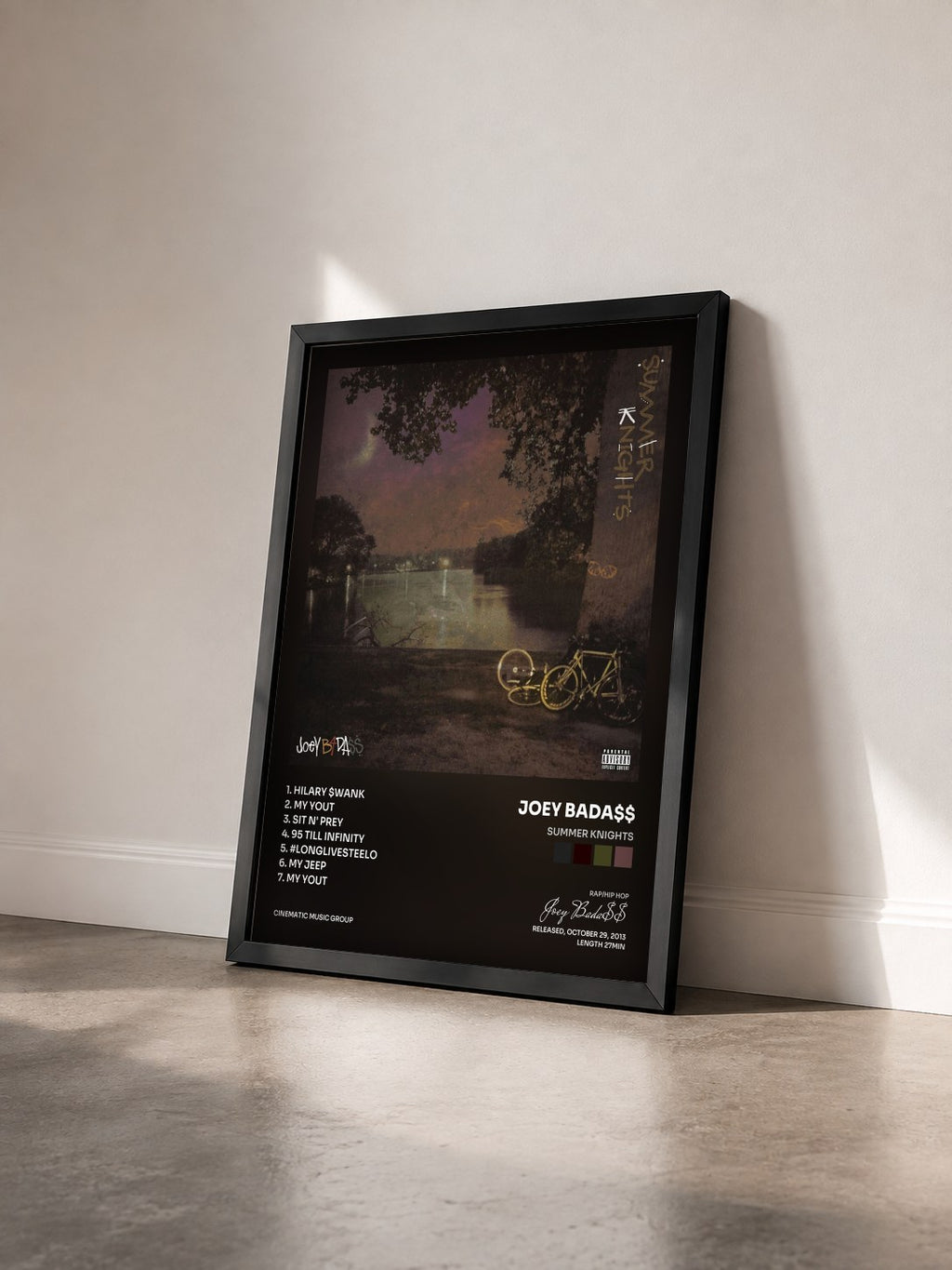 #noir Tableau de l'album Summer Knights de Joey Bada$$ vu de trois quarts, cadre noir