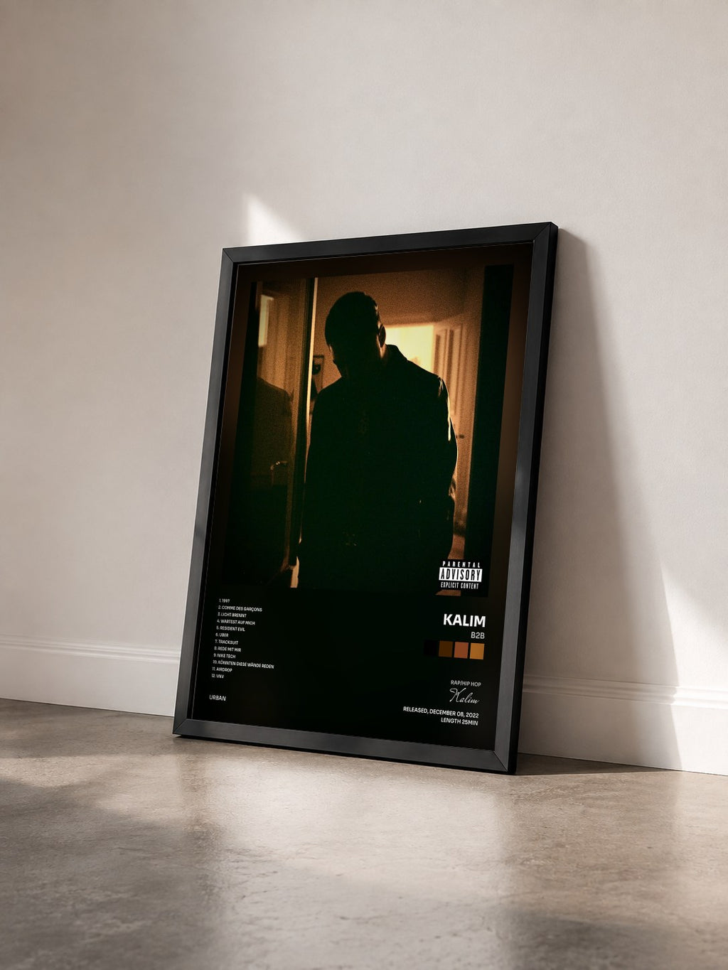 #noir Tableau de l'album B2B de Kalim vu de trois quarts, cadre noir