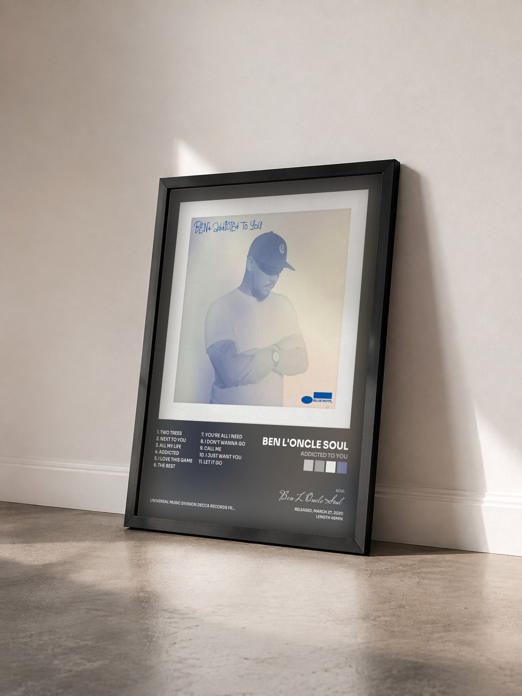 #noir Tableau de l'album Addicted To You de Ben L'Oncle Soul vu de trois quarts, cadre noir