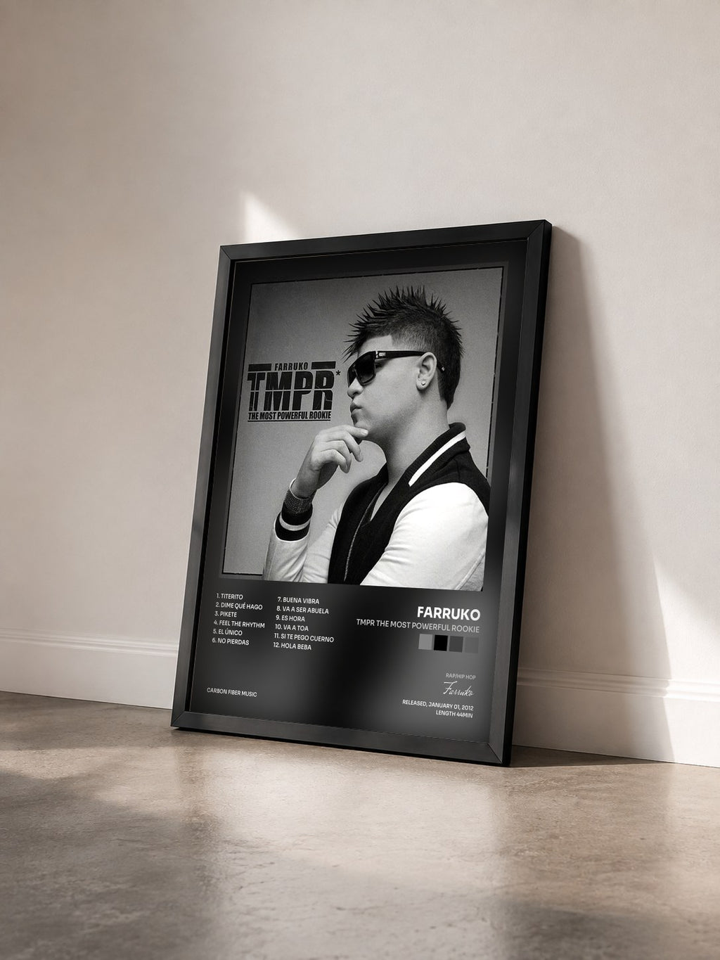 #noir Tableau de l'album TMPR The Most Powerful Rookie de Farruko vu de trois quarts, cadre noir
