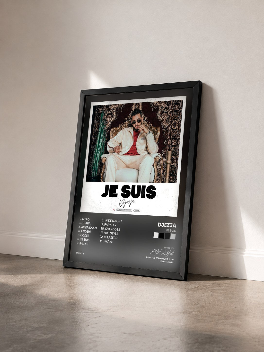 #noir Tableau de l'album Je Suis de DJEZJA vu de trois quarts, cadre noir