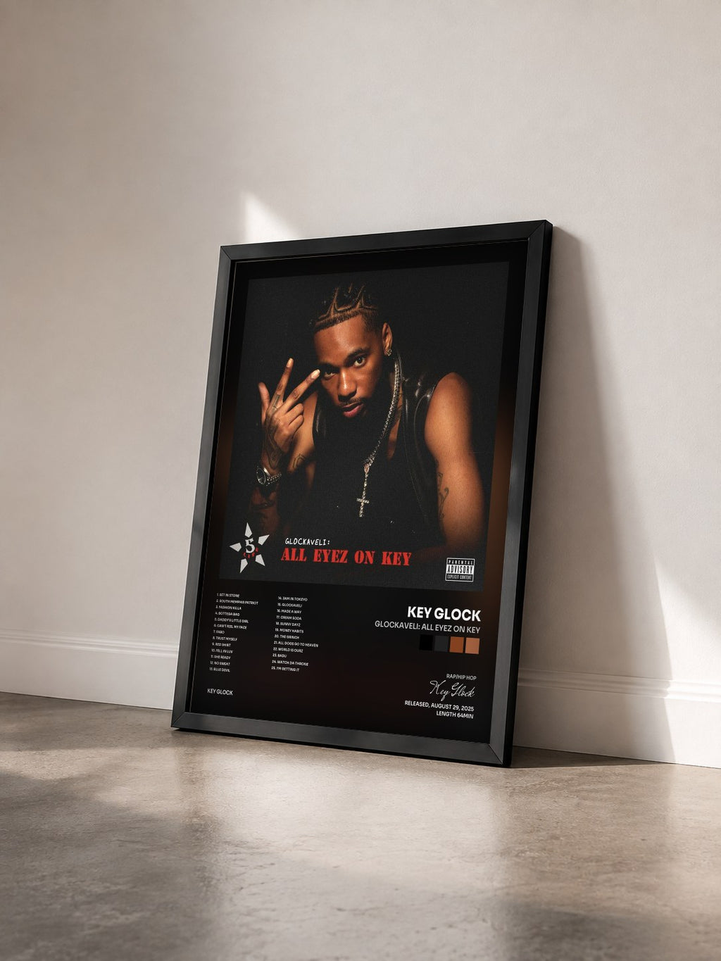 #noir Tableau de l'album Glockaveli: All Eyez On Key de Key Glock vu de trois quarts, cadre noir