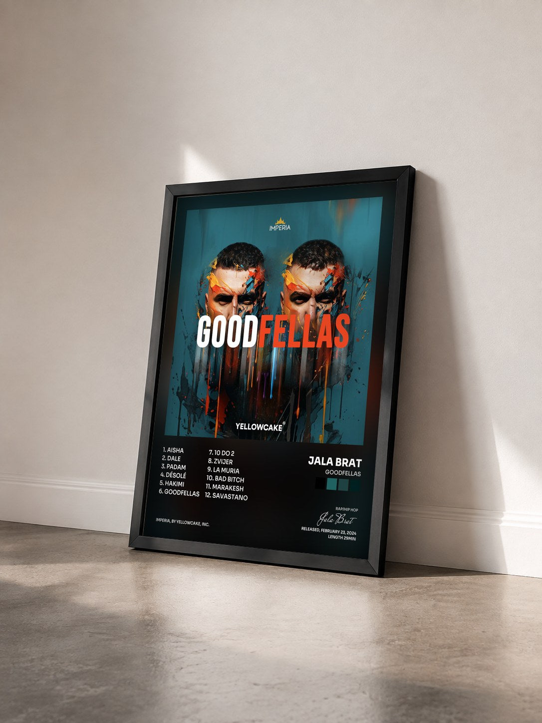 #noir Tableau de l'album GoodFellas de Jala Brat vu de trois quarts, cadre noir