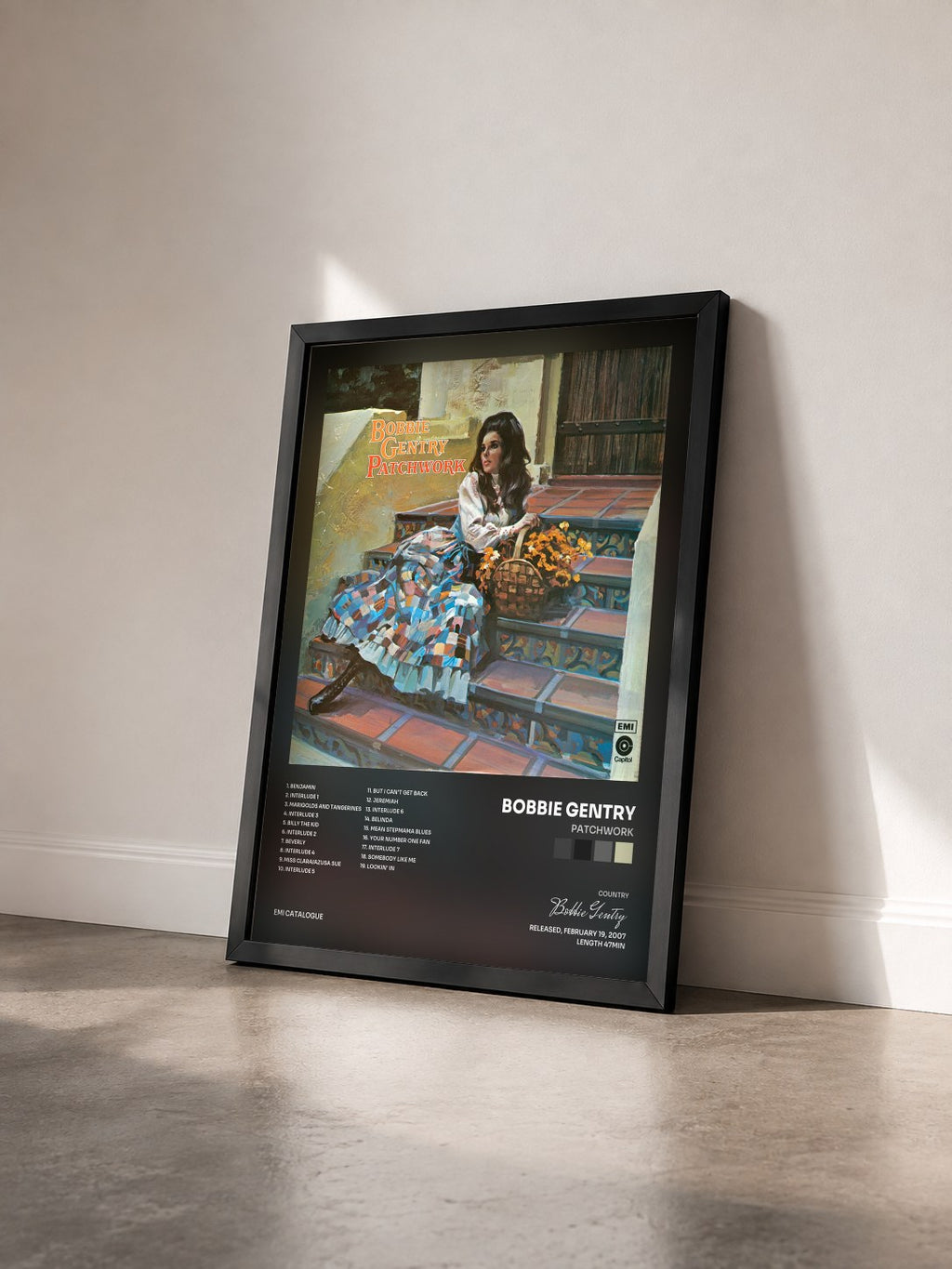 #noir Tableau de l'album Patchwork de Bobbie Gentry vu de trois quarts, cadre noir