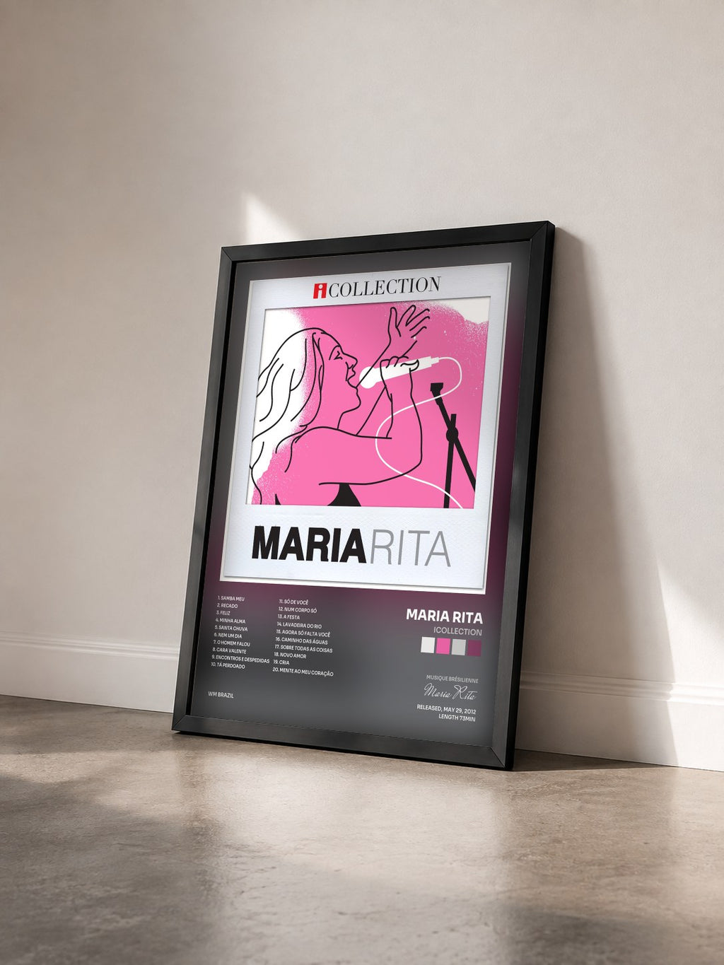 #noir Tableau de l'album iCollection de Maria Rita vu de trois quarts, cadre noir