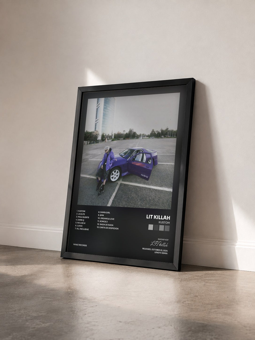 #noir Tableau de l'album KUSTOM de LIT killah vu de trois quarts, cadre noir