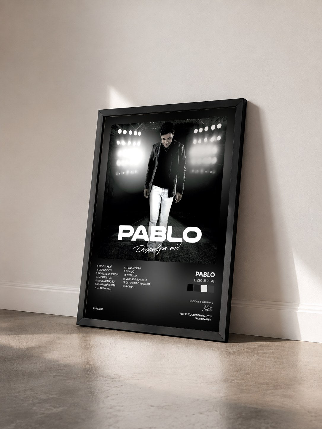 #noir Tableau de l'album Desculpe Aí de Pablo vu de trois quarts, cadre noir