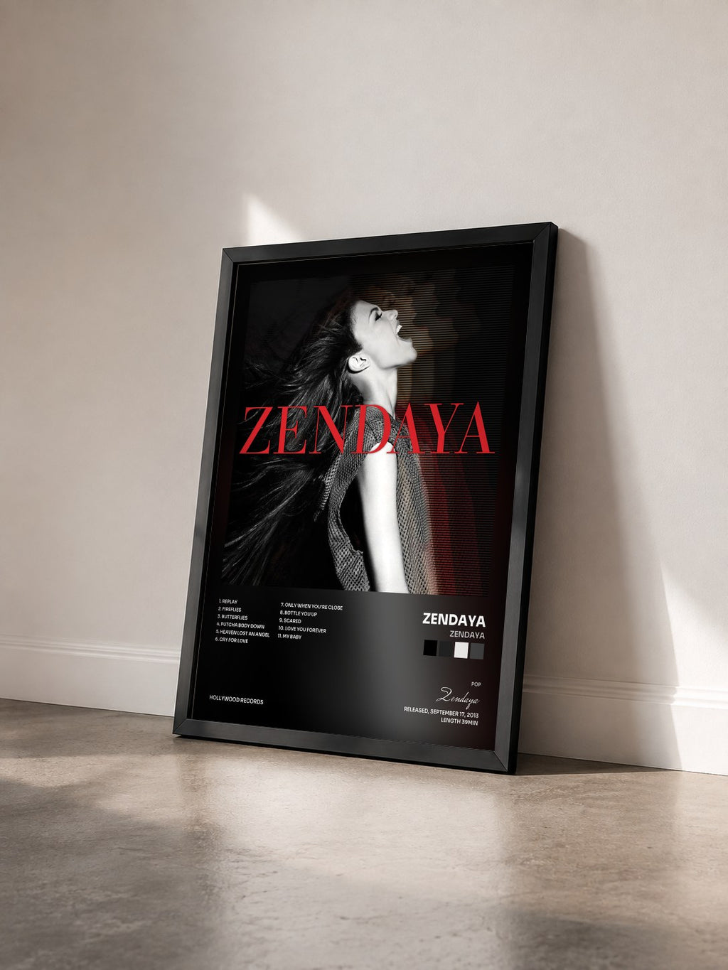 #noir Tableau de l'album Zendaya de Zendaya vu de trois quarts, cadre noir