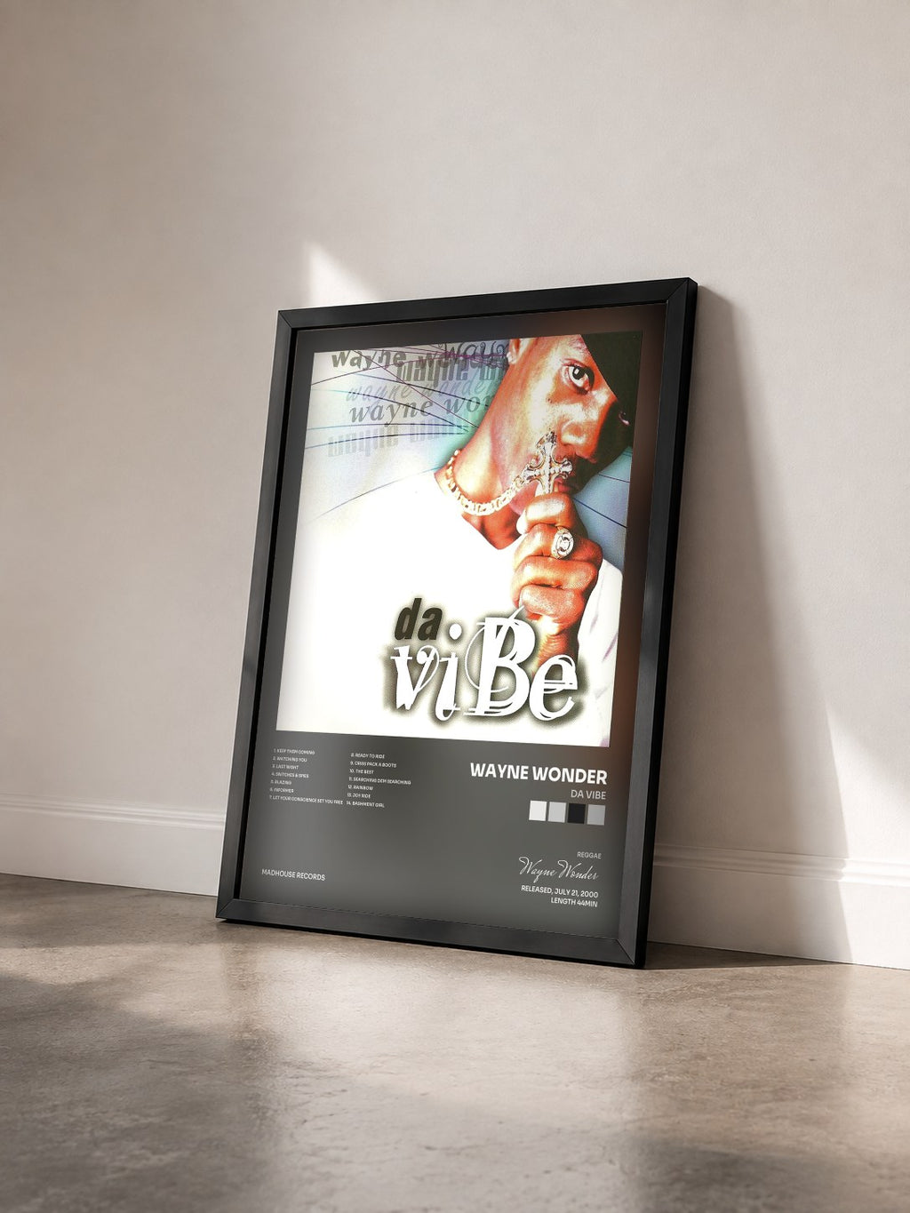 #noir Tableau de l'album Da Vibe de Wayne Wonder vu de trois quarts, cadre noir
